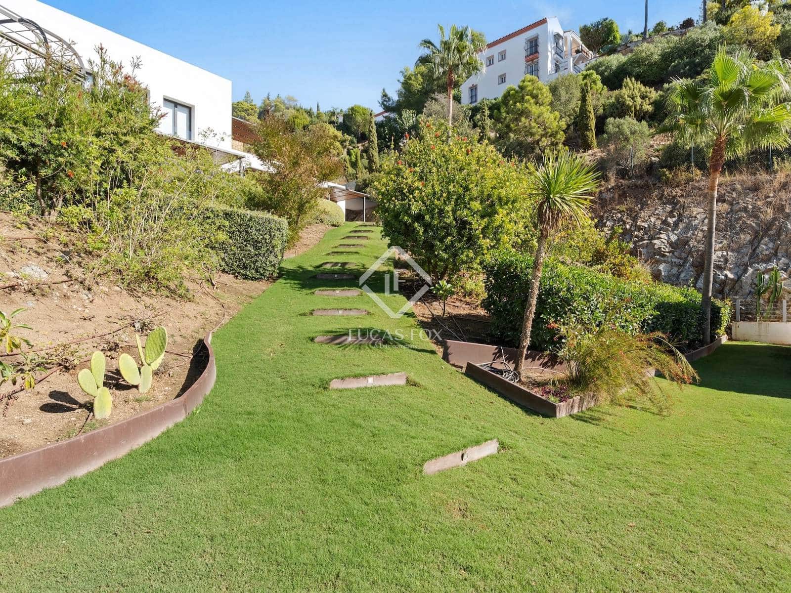 6 Zimmer Villa zu verkaufen in Benahavis mit Pool Garage - 4.200.000 € (Ref: 9383531)