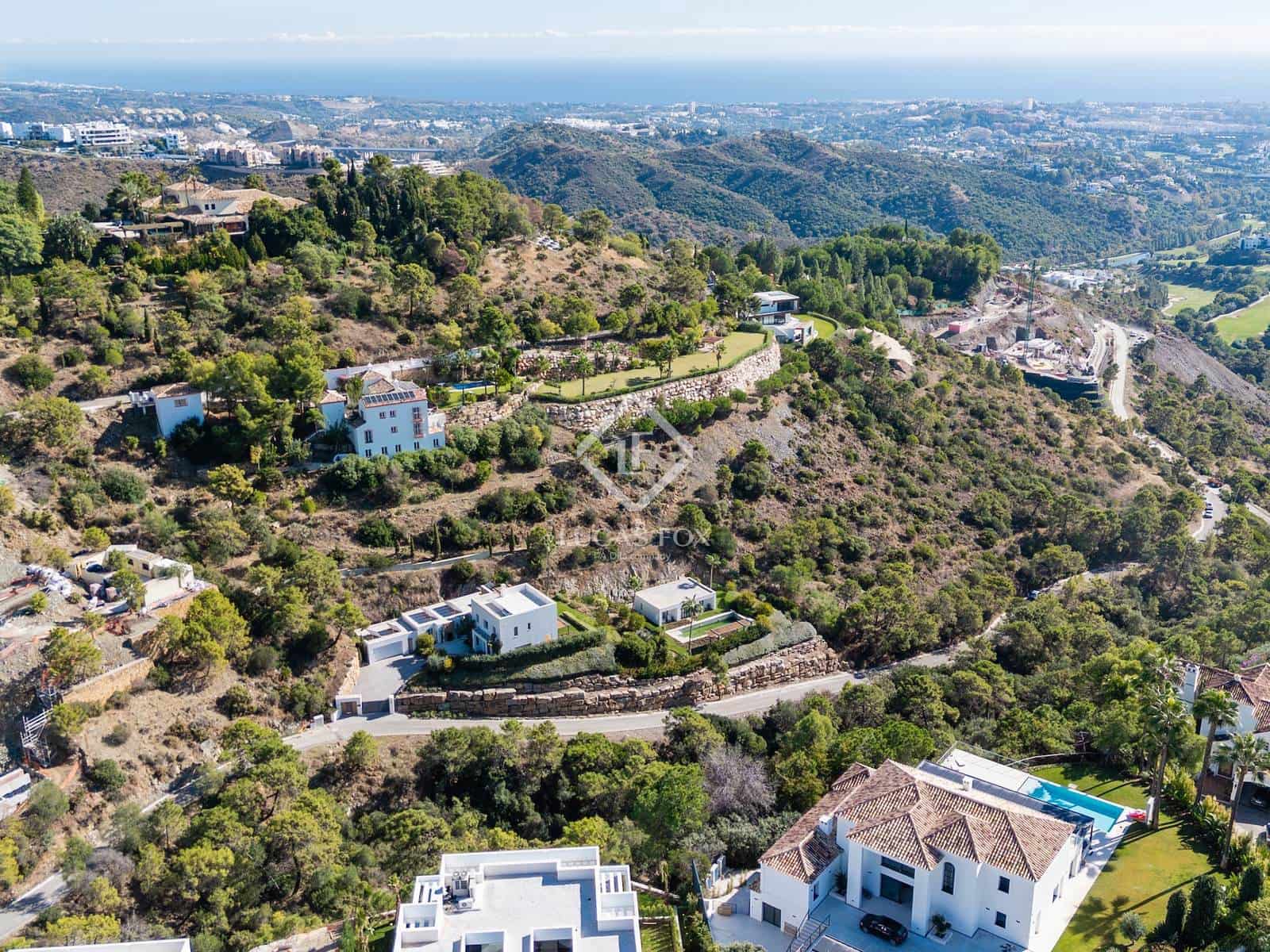 6 Zimmer Villa zu verkaufen in Benahavis mit Pool Garage - 4.200.000 € (Ref: 9383531)