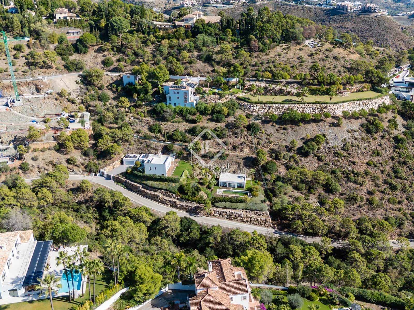 6 Zimmer Villa zu verkaufen in Benahavis mit Pool Garage - 4.200.000 € (Ref: 9383531)