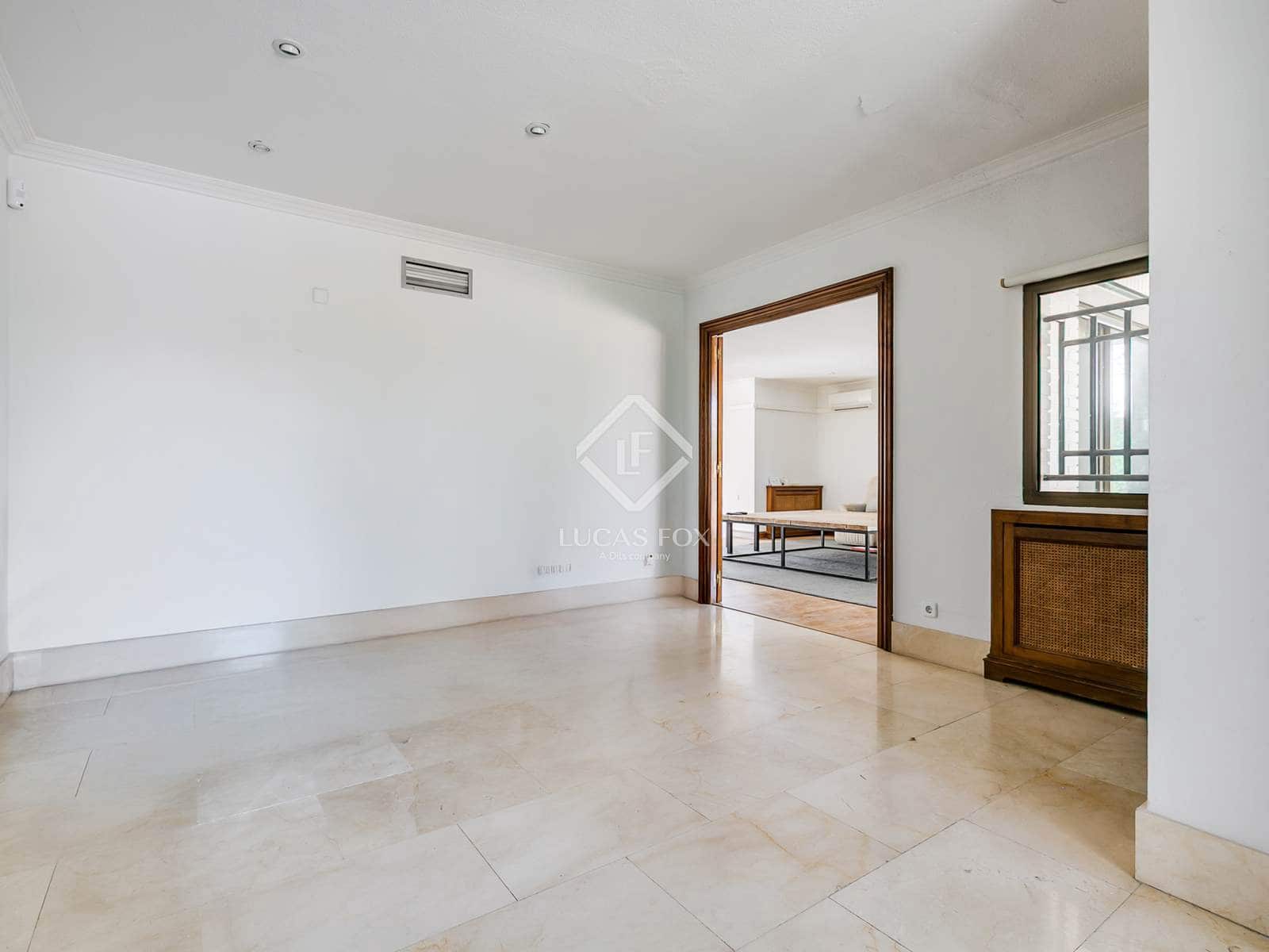 5 slaapkamer Villa te koop in Madrid stad met zwembad - € 4.600.000 (Ref: 9383532)