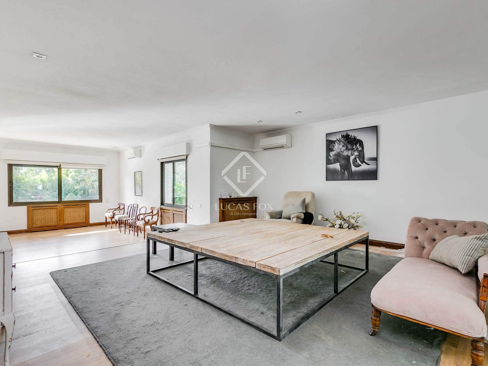 5 slaapkamer Villa te koop in Madrid stad met zwembad - € 4.600.000 (Ref: 9383532)