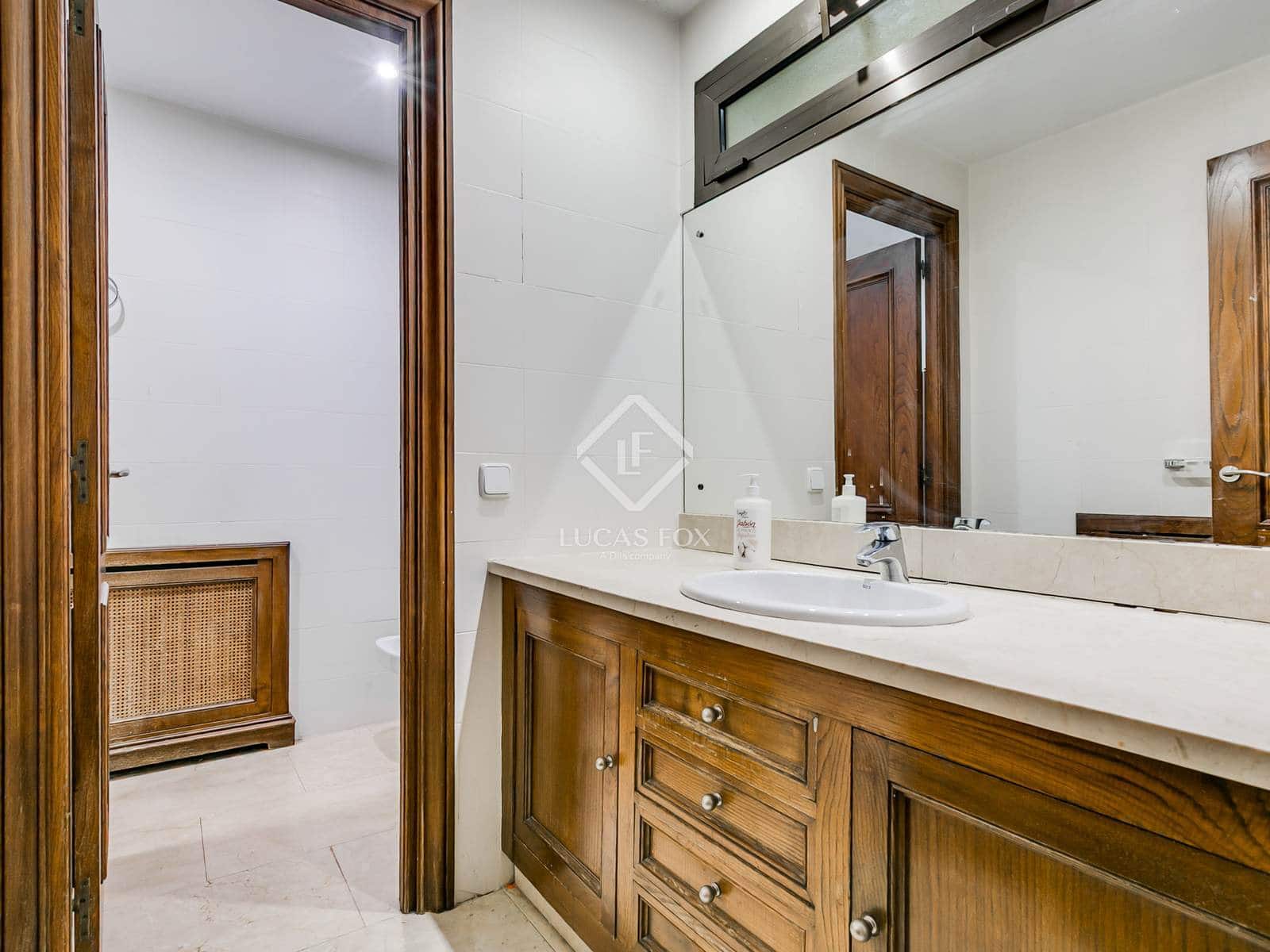 5 slaapkamer Villa te koop in Madrid stad met zwembad - € 4.600.000 (Ref: 9383532)