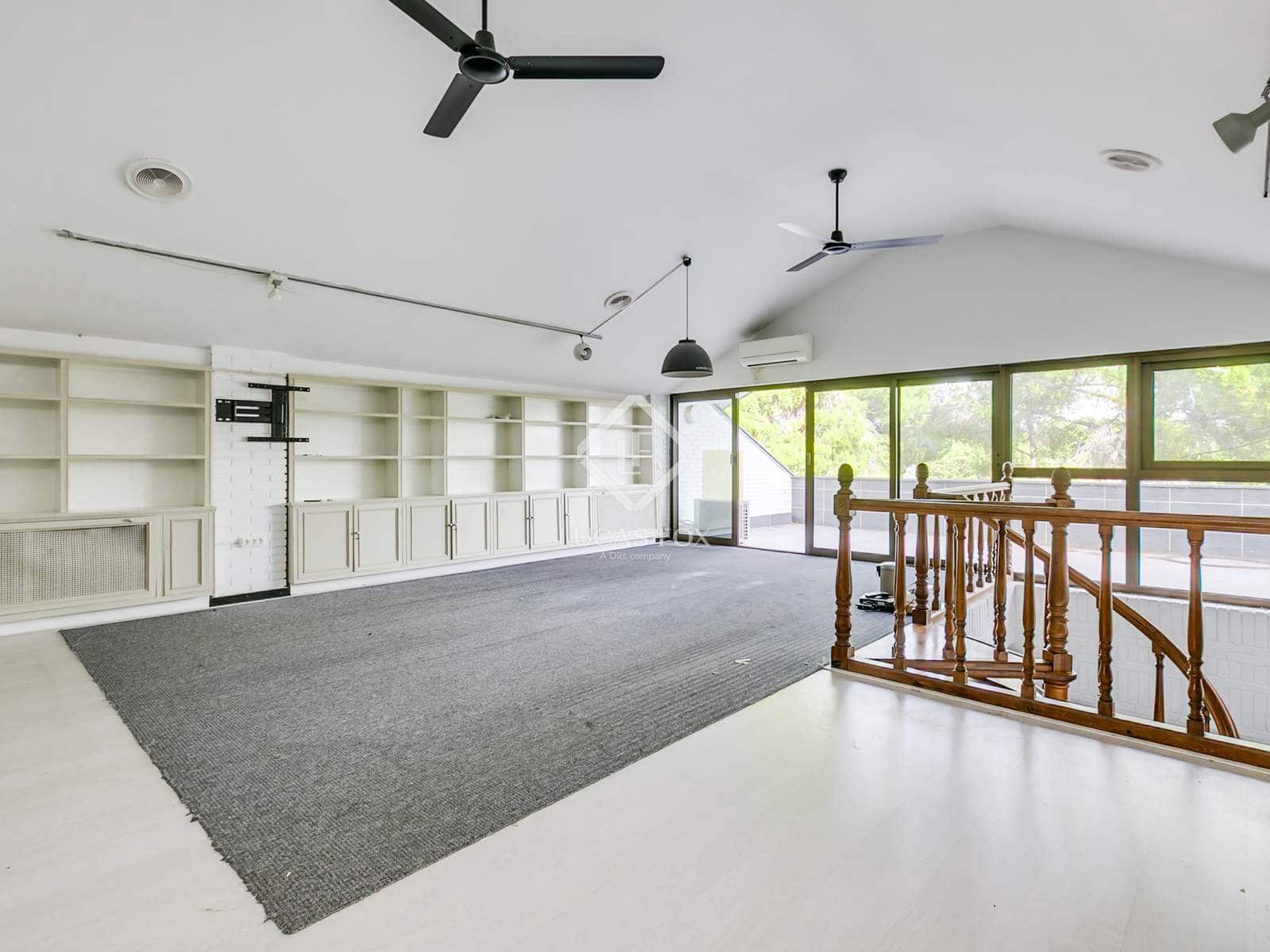 5 slaapkamer Villa te koop in Madrid stad met zwembad - € 4.600.000 (Ref: 9383532)