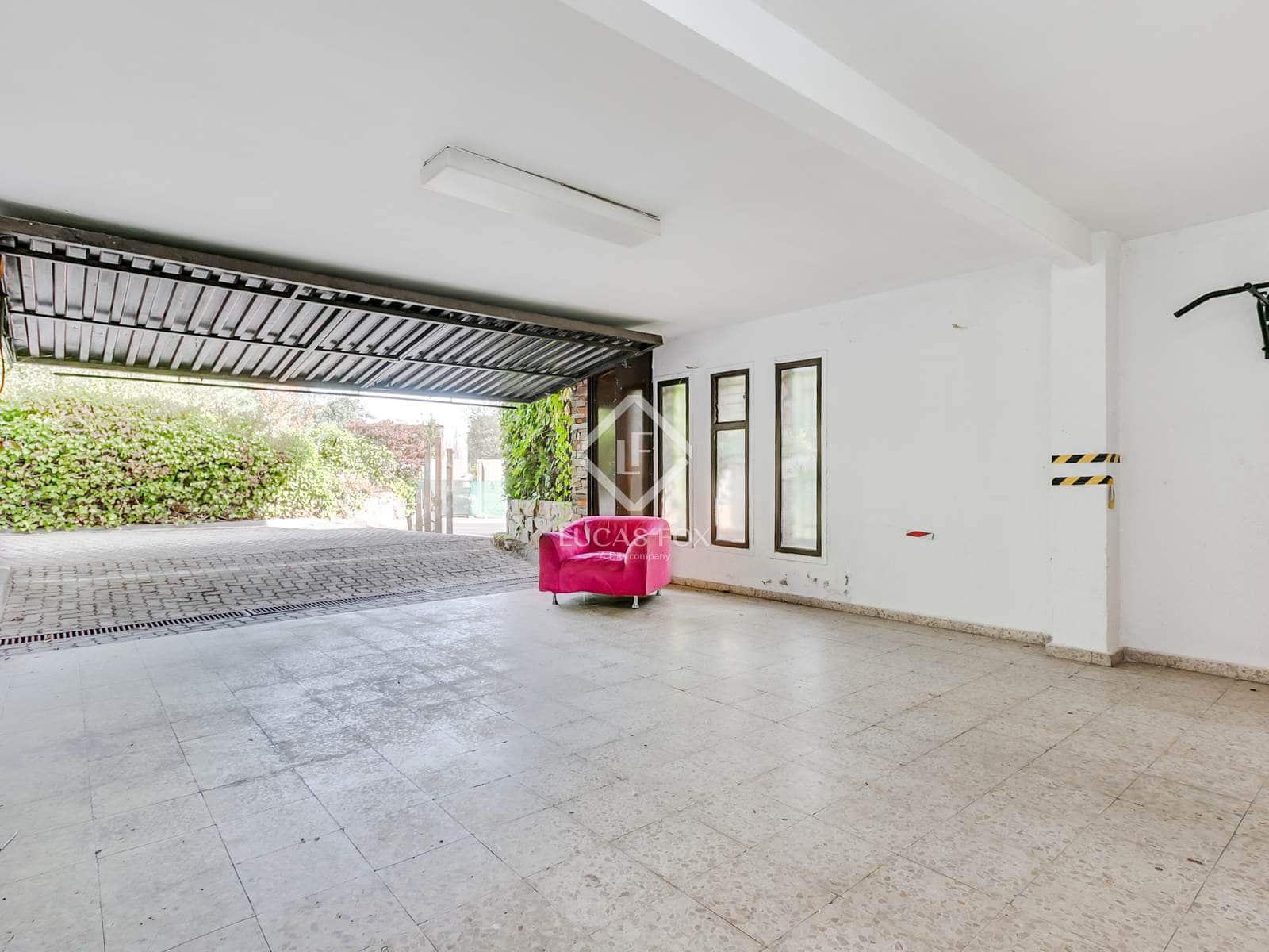 5 slaapkamer Villa te koop in Madrid stad met zwembad - € 4.600.000 (Ref: 9383532)