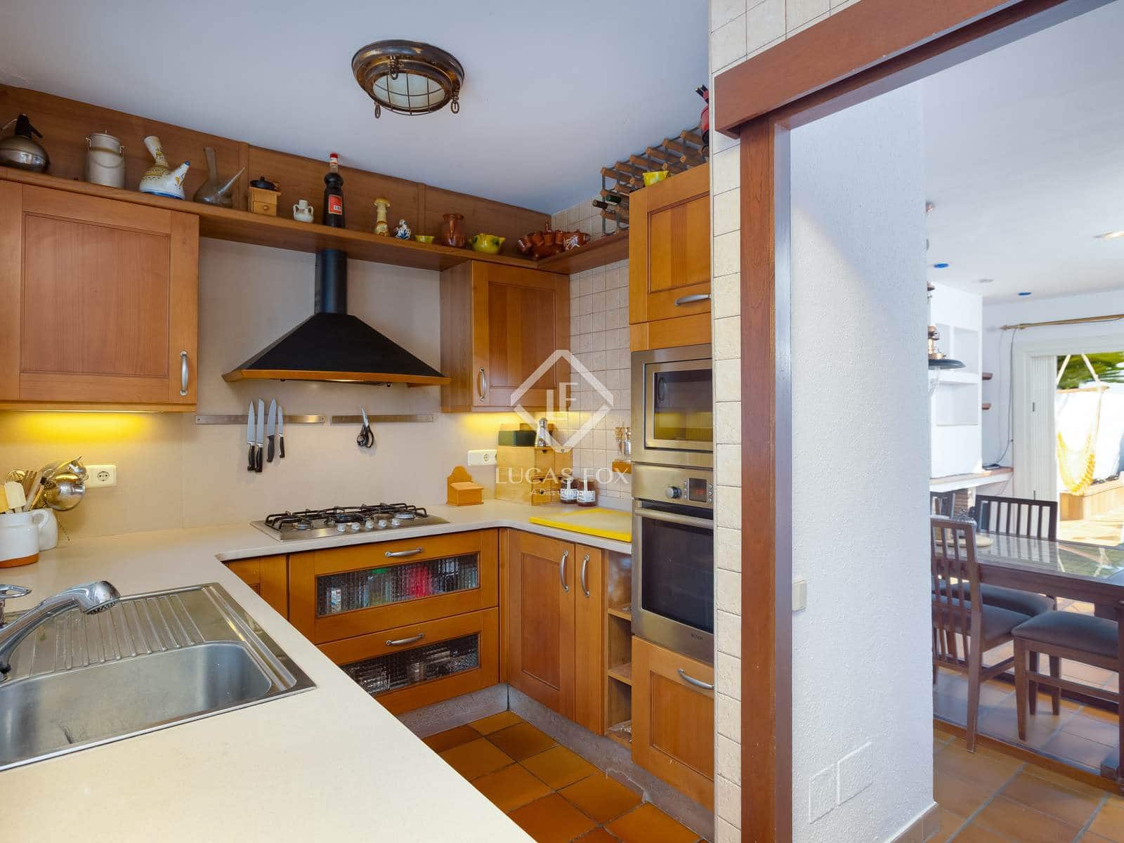 3 bedroom Villa for sale in Sant Pol de Mar with pool garage - € 550,000 (Ref: 9383533)