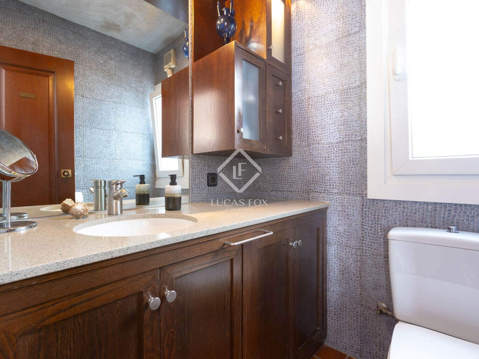 3 bedroom Villa for sale in Sant Pol de Mar with pool garage - € 550,000 (Ref: 9383533)