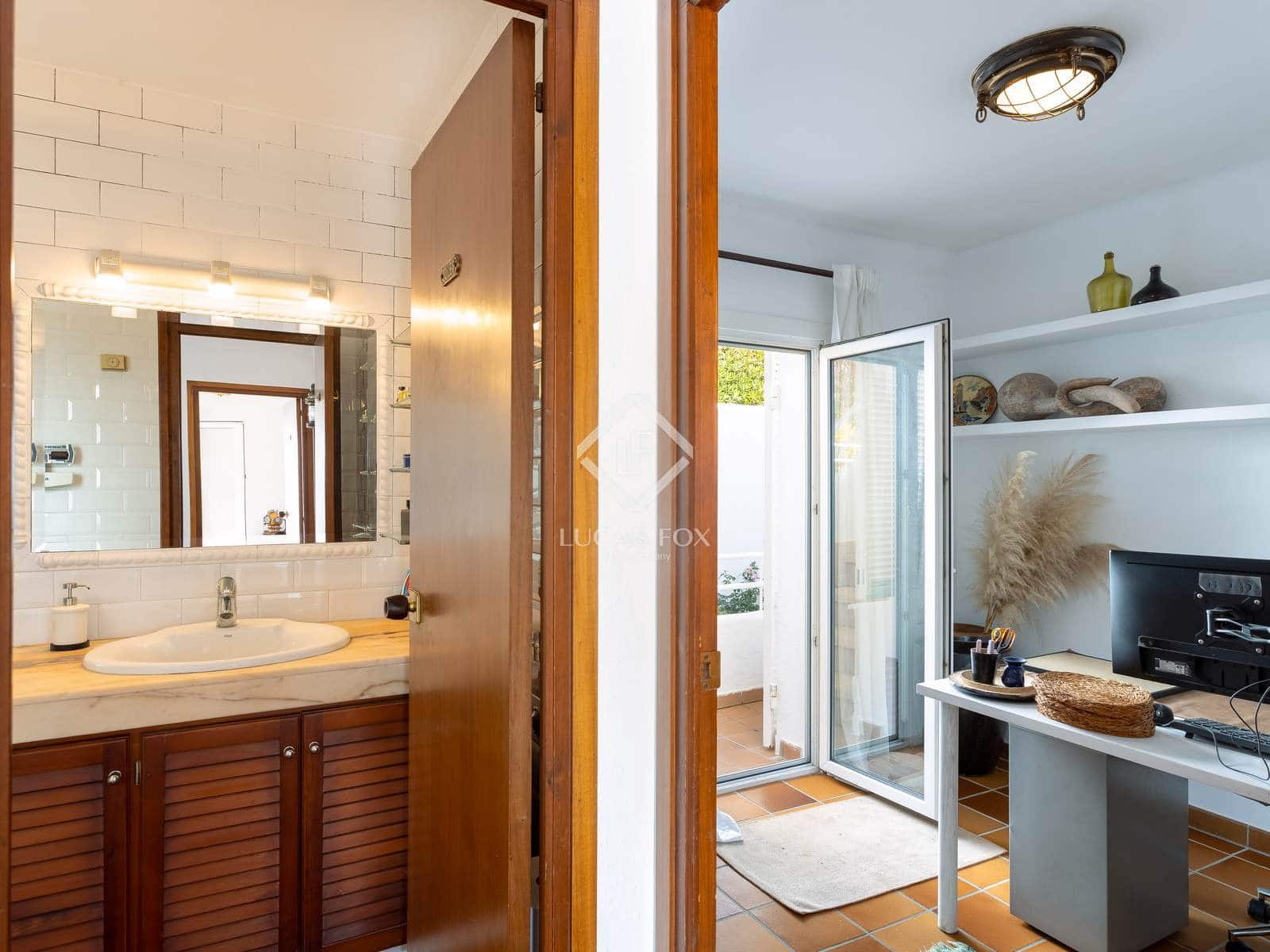 3 bedroom Villa for sale in Sant Pol de Mar with pool garage - € 550,000 (Ref: 9383533)