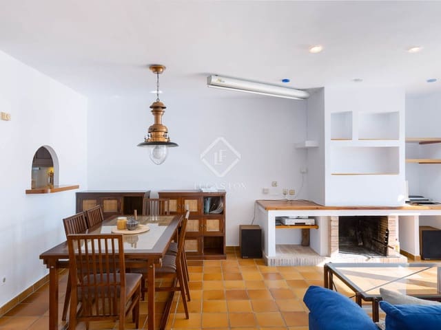 3 quarto Moradia para venda em Sant Pol de Mar com piscina garagem - 550 000 € (Ref: 9383533)