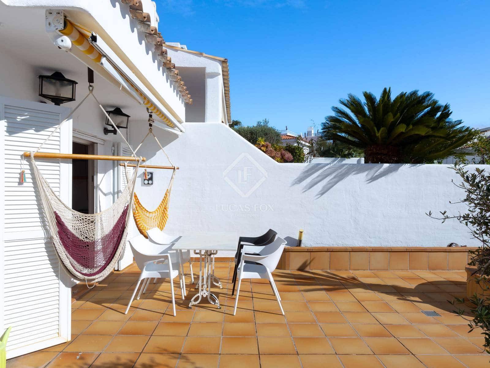 3 bedroom Villa for sale in Sant Pol de Mar with pool garage - € 550,000 (Ref: 9383533)
