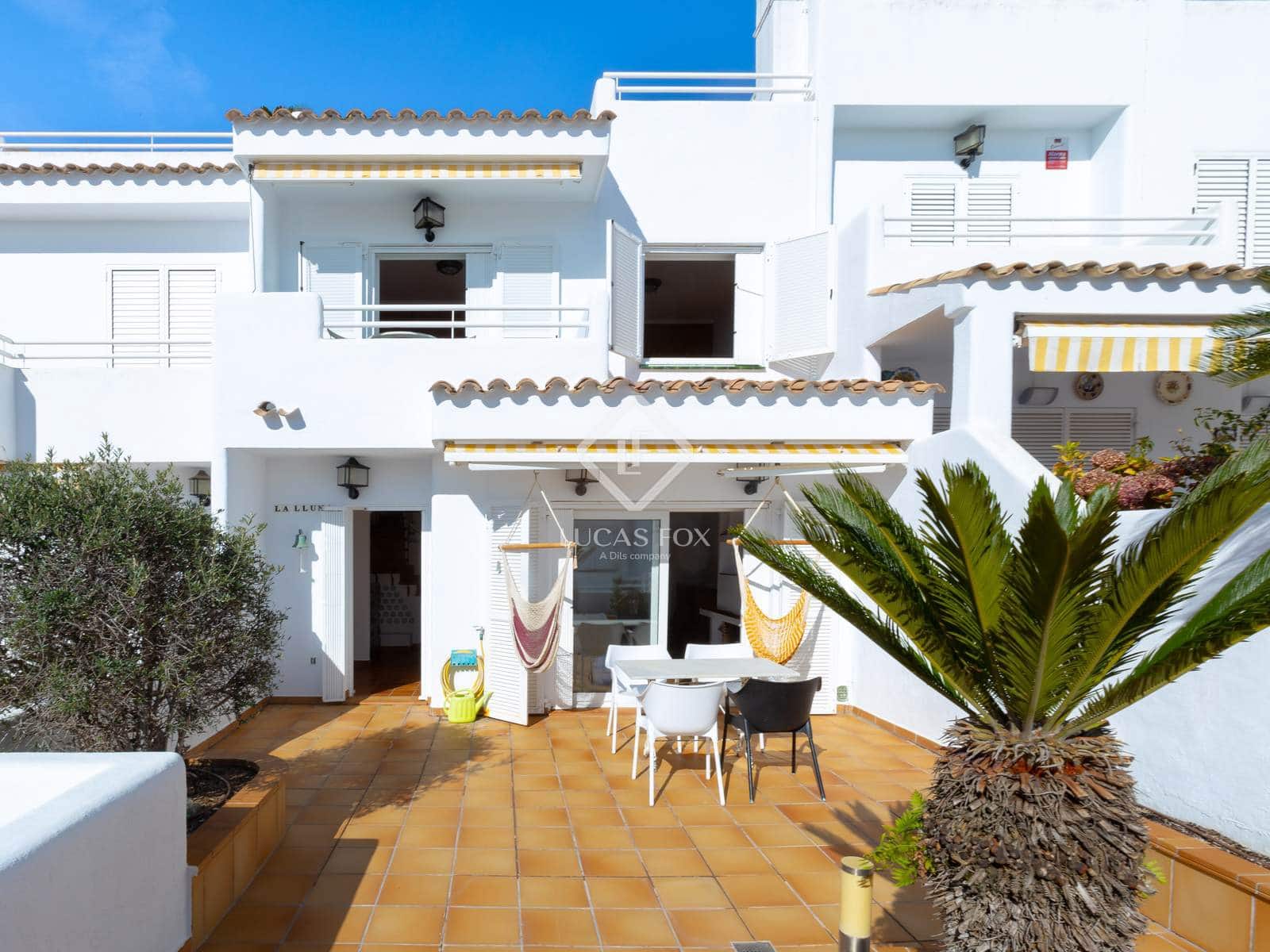 3 bedroom Villa for sale in Sant Pol de Mar with pool garage - € 550,000 (Ref: 9383533)