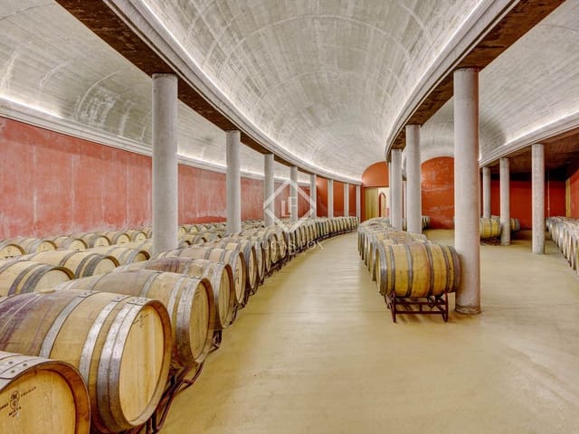 Villa for sale in San Asensio - € 2,150,000 (Ref: 9383742)