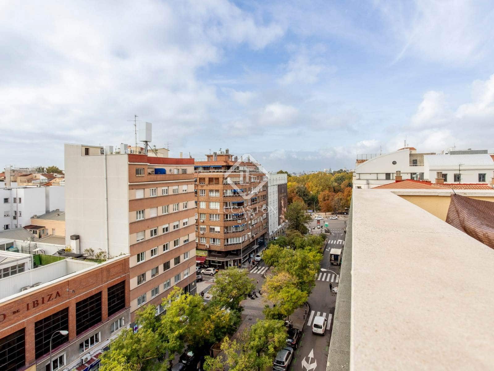 Apartamento de 1 habitación en Madrid ciudad en alquiler - 2.300 € (Ref: 9383976)