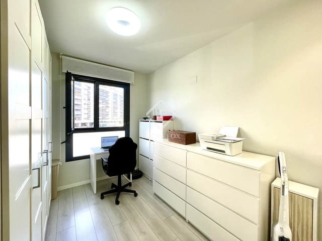 3 slaapkamer Appartement te koop in Alicante stad met zwembad garage - € 524.000 (Ref: 9384818)