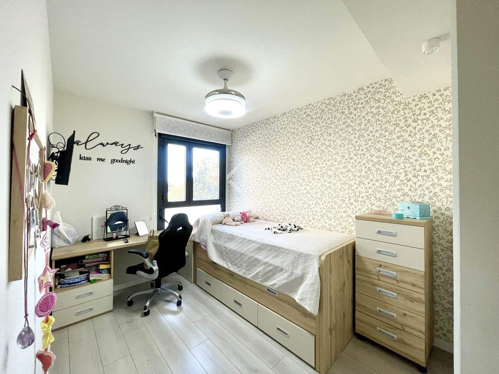 3 slaapkamer Appartement te koop in Alicante stad met zwembad garage - € 524.000 (Ref: 9384818)