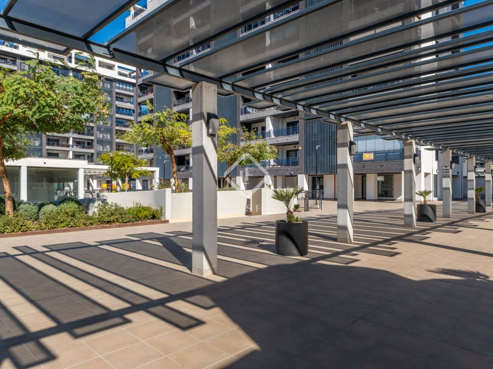 3 slaapkamer Appartement te koop in Alicante stad met zwembad garage - € 524.000 (Ref: 9384818)