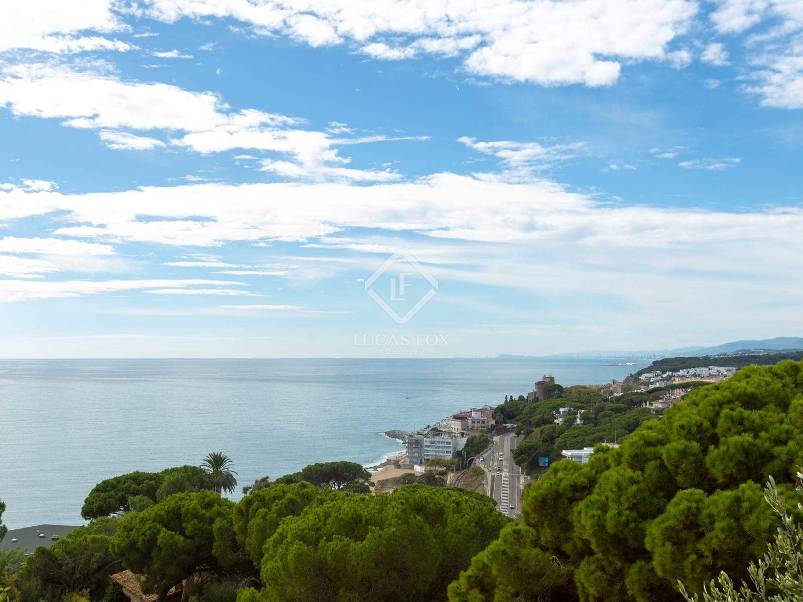 8 bedroom Villa for sale in Sant Pol de Mar with pool garage - € 2,100,000 (Ref: 9384820)