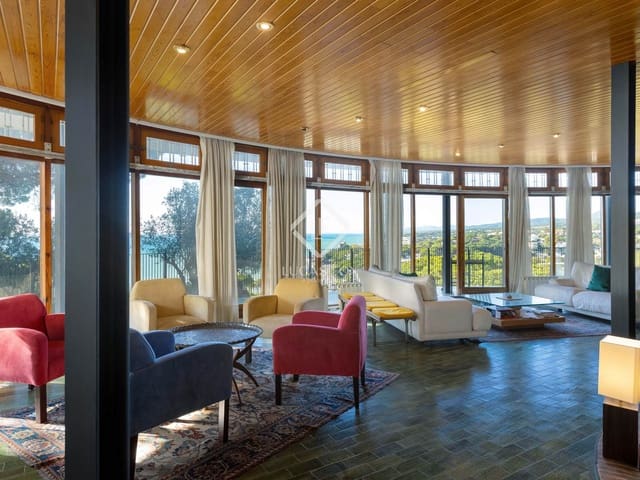 8 quarto Moradia para venda em Sant Pol de Mar com piscina garagem - 2 100 000 € (Ref: 9384820)