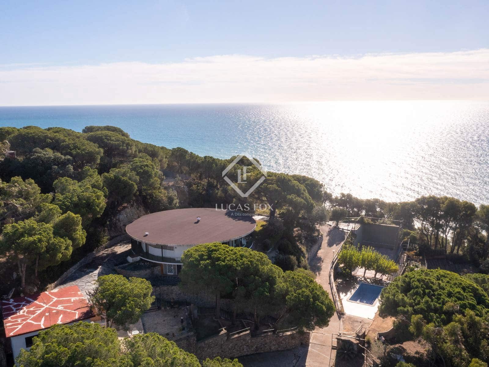 8 bedroom Villa for sale in Sant Pol de Mar with pool garage - € 2,100,000 (Ref: 9384820)
