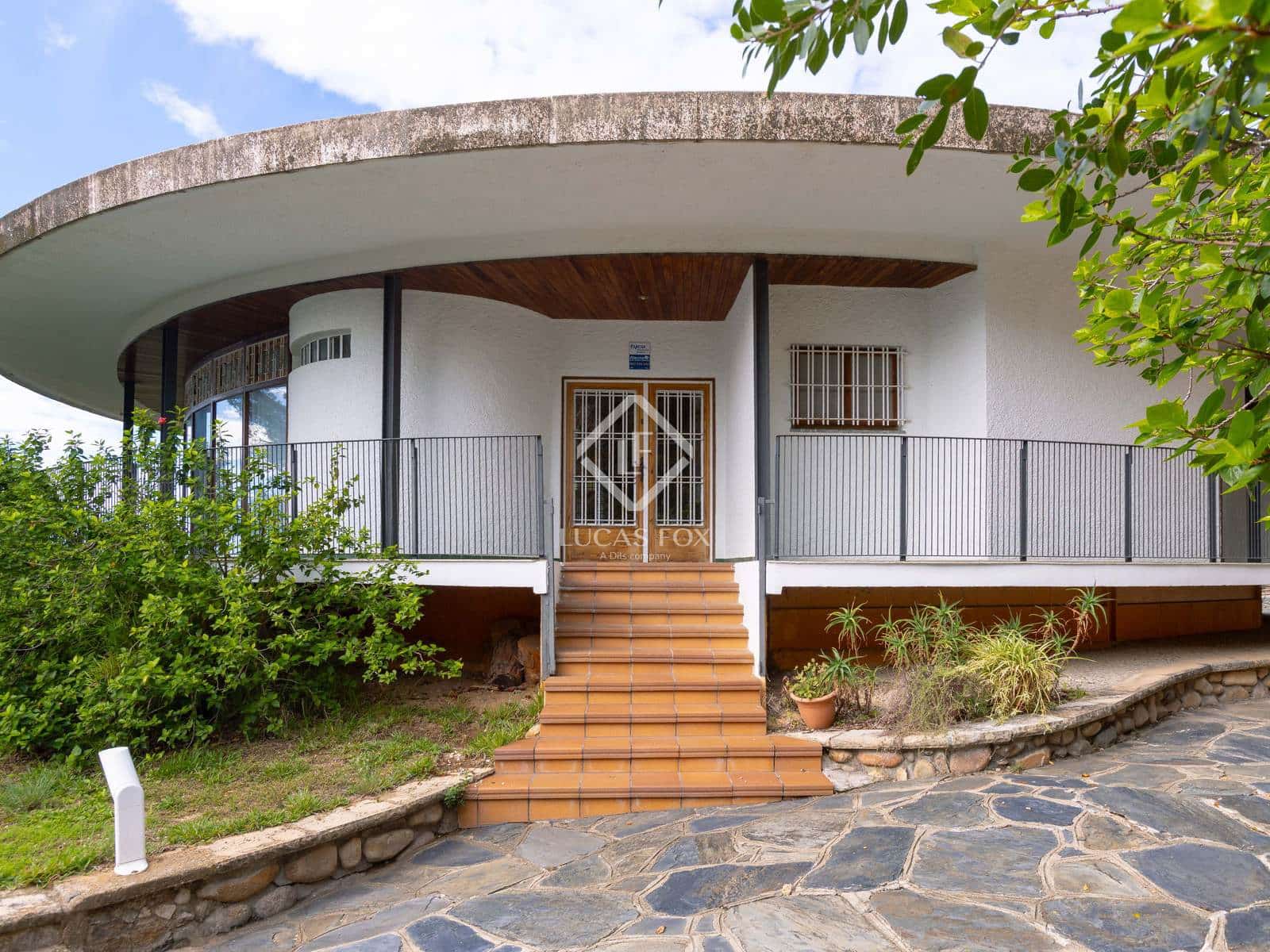 8 bedroom Villa for sale in Sant Pol de Mar with pool garage - € 2,100,000 (Ref: 9384820)