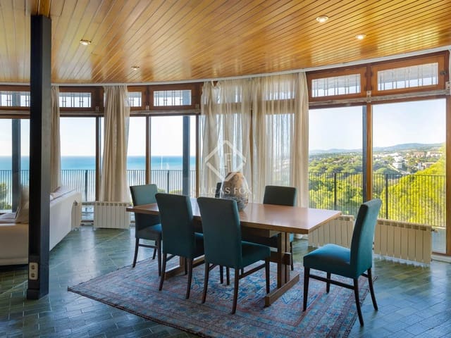 8 quarto Moradia para venda em Sant Pol de Mar com piscina garagem - 2 100 000 € (Ref: 9384820)