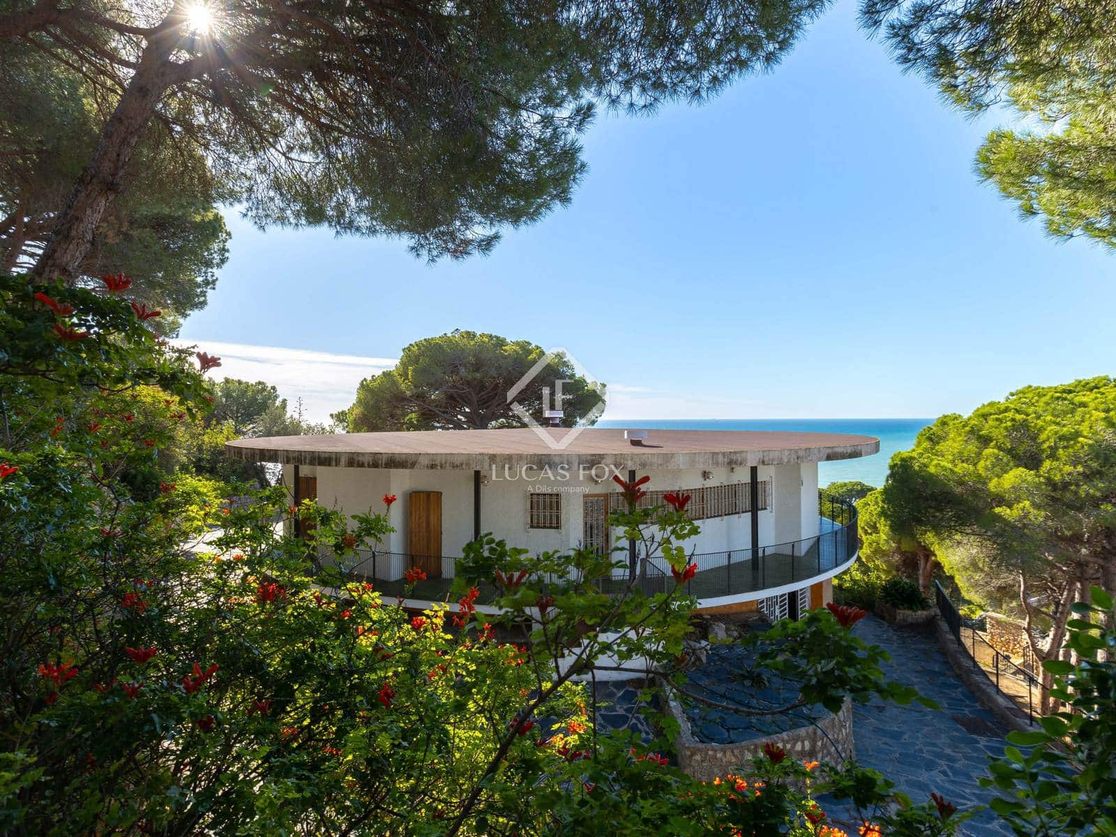 8 bedroom Villa for sale in Sant Pol de Mar with pool garage - € 2,100,000 (Ref: 9384820)