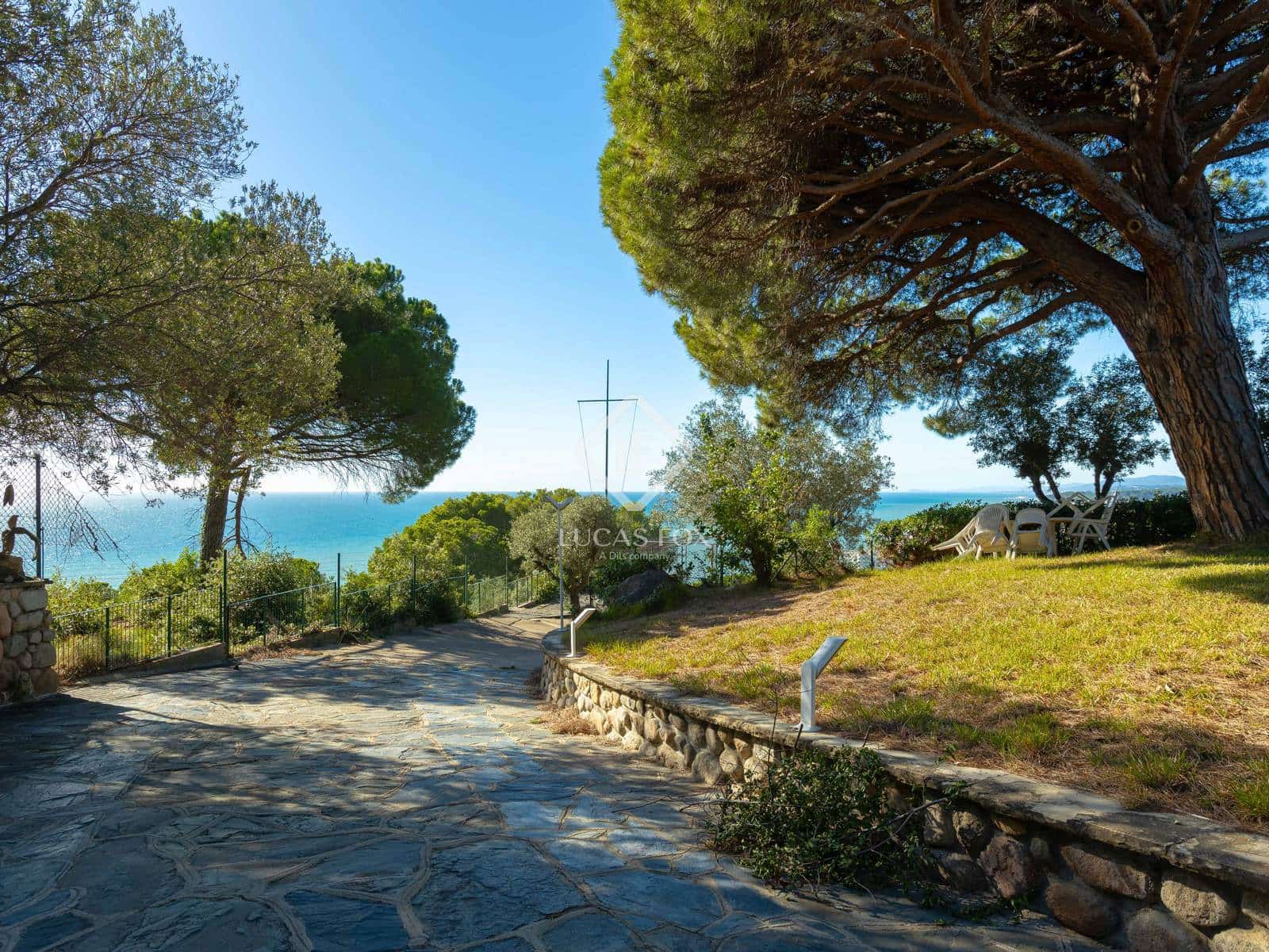 8 bedroom Villa for sale in Sant Pol de Mar with pool garage - € 2,100,000 (Ref: 9384820)