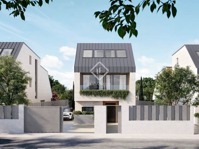 5 slaapkamer Villa te koop in Pozuelo de Alarcón met zwembad garage - € 2.200.000 (Ref: 9384821)