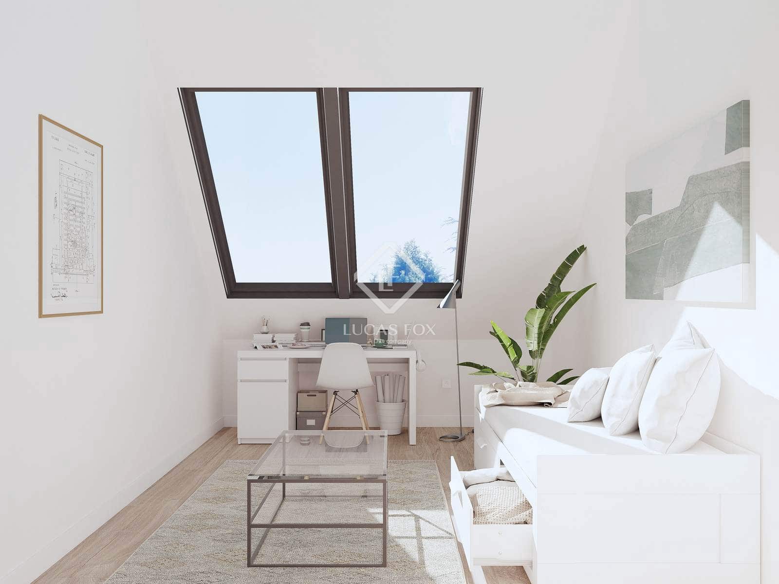 5 bedroom Villa for sale in Pozuelo de Alarcon with pool garage - € 2,200,000 (Ref: 9384823)