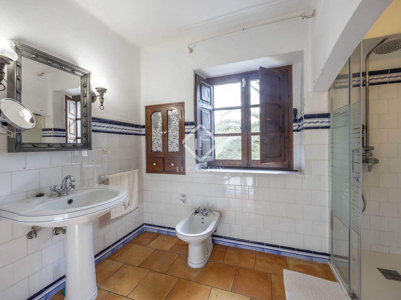 8 slaapkamer Villa te koop in San Antonio de Benageber met zwembad garage - € 1.480.000 (Ref: 9386297)