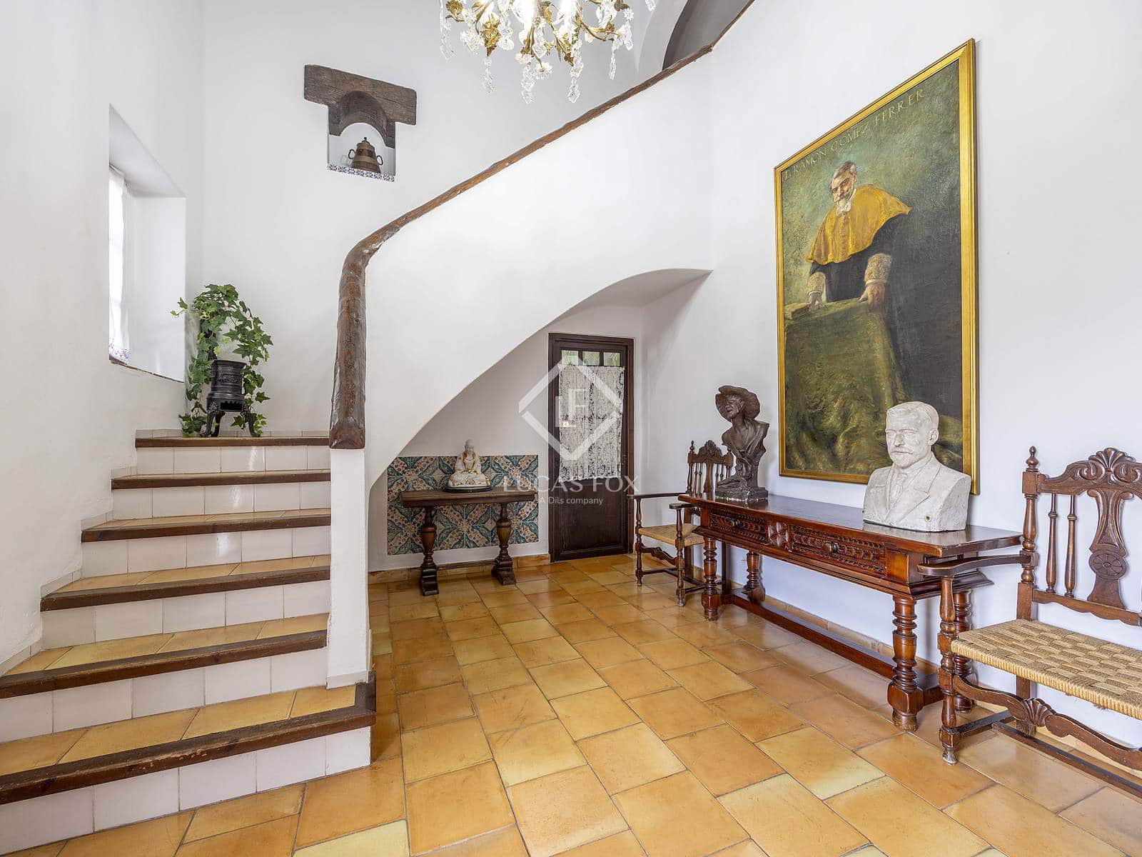 8 slaapkamer Villa te koop in San Antonio de Benageber met zwembad garage - € 1.480.000 (Ref: 9386297)