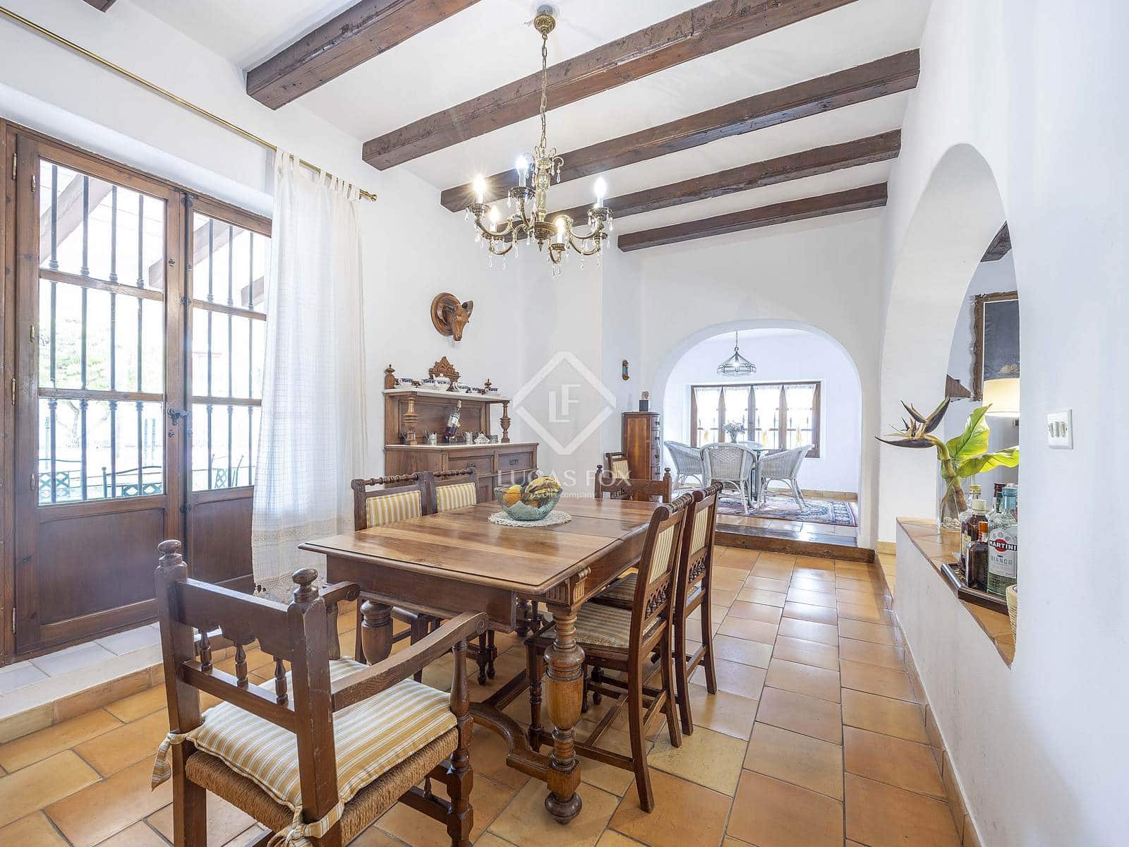 8 slaapkamer Villa te koop in San Antonio de Benageber met zwembad garage - € 1.480.000 (Ref: 9386297)