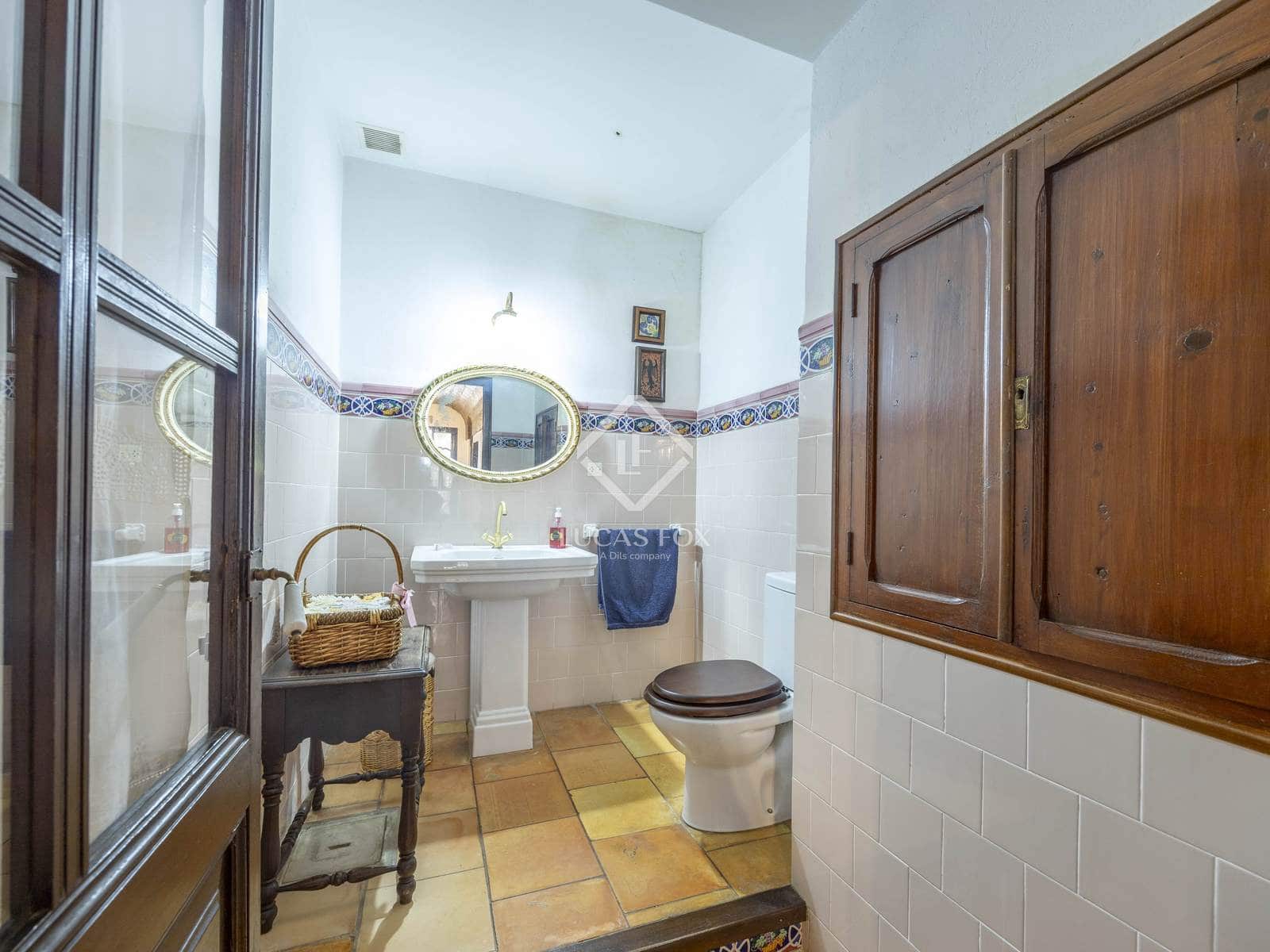 8 slaapkamer Villa te koop in San Antonio de Benageber met zwembad garage - € 1.480.000 (Ref: 9386297)