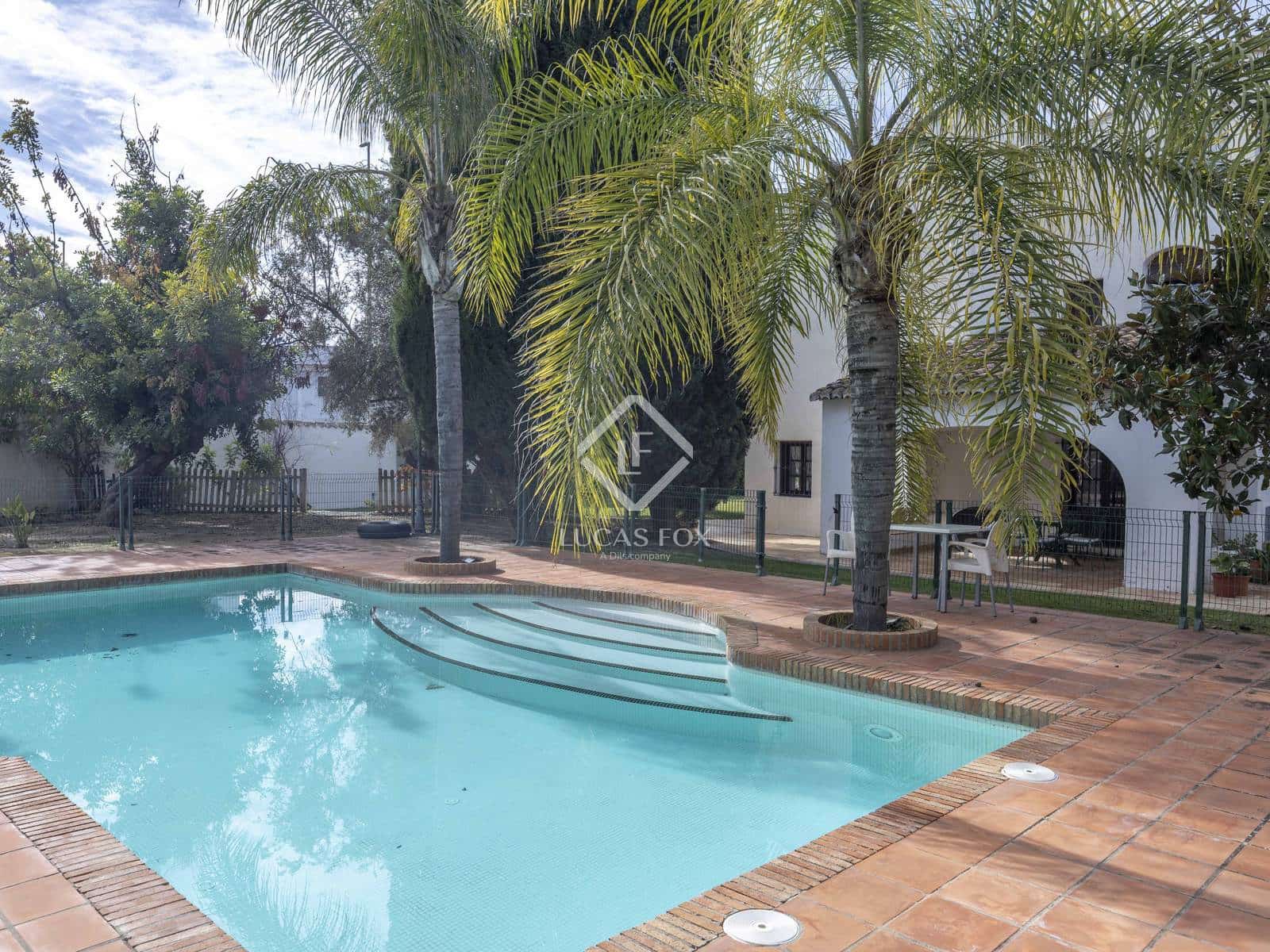 8 slaapkamer Villa te koop in San Antonio de Benageber met zwembad garage - € 1.480.000 (Ref: 9386297)