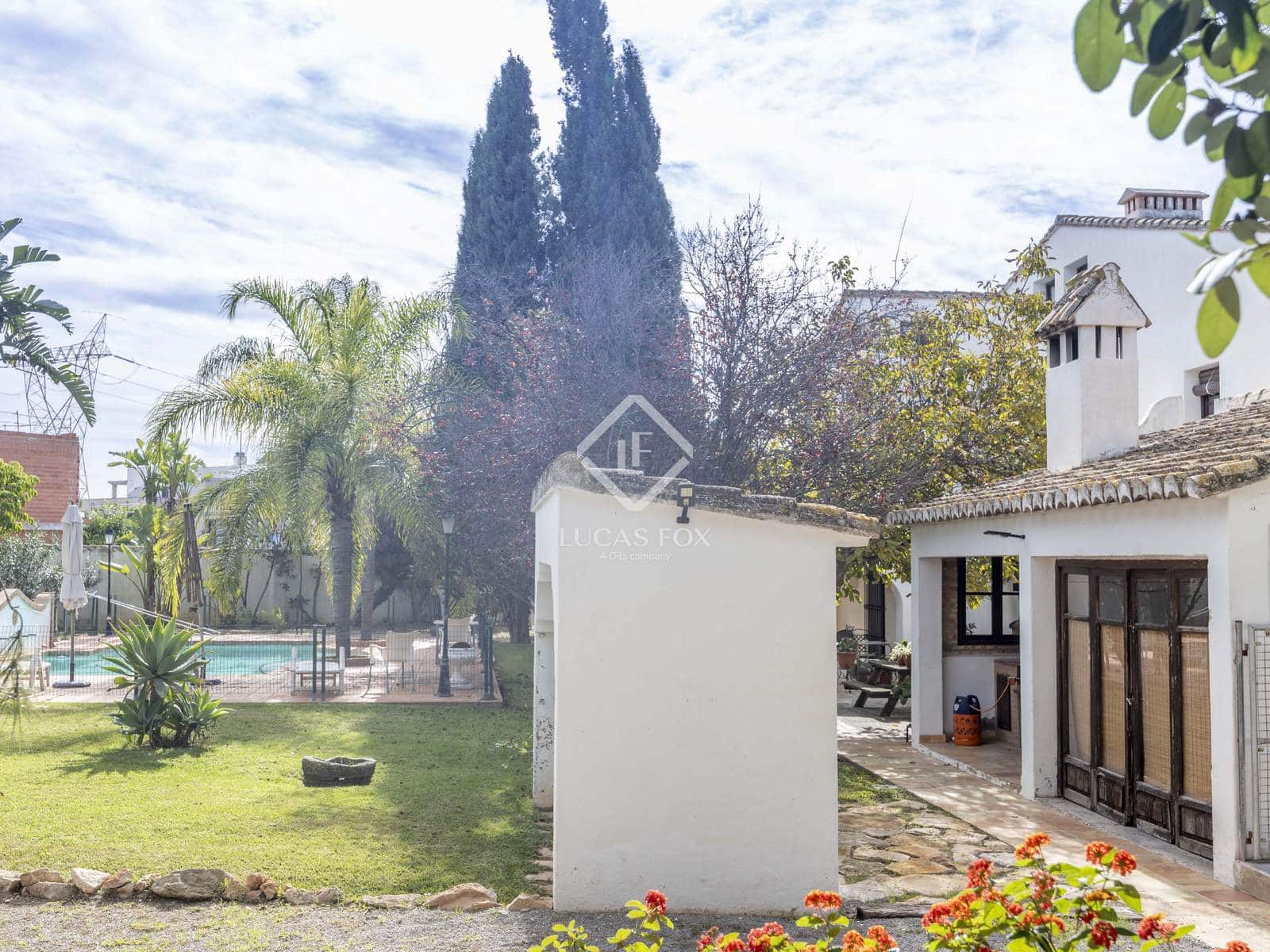 8 slaapkamer Villa te koop in San Antonio de Benageber met zwembad garage - € 1.480.000 (Ref: 9386297)