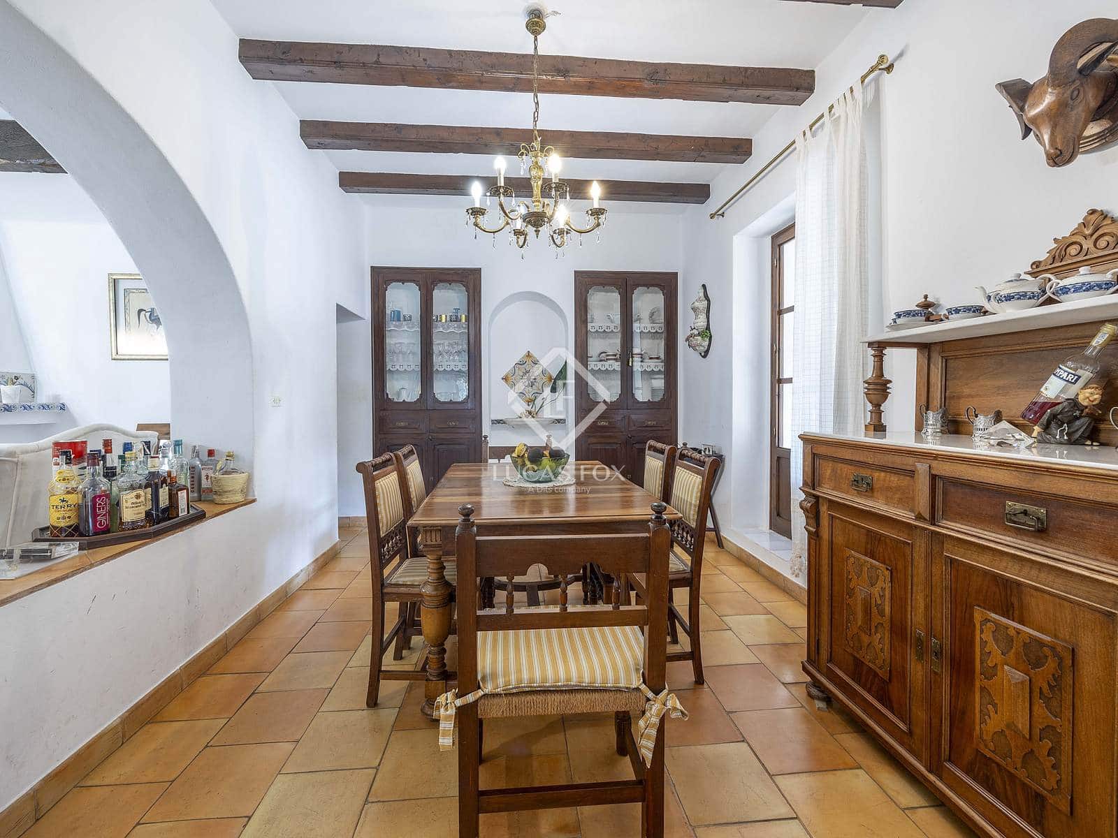 8 slaapkamer Villa te koop in San Antonio de Benageber met zwembad garage - € 1.480.000 (Ref: 9386297)