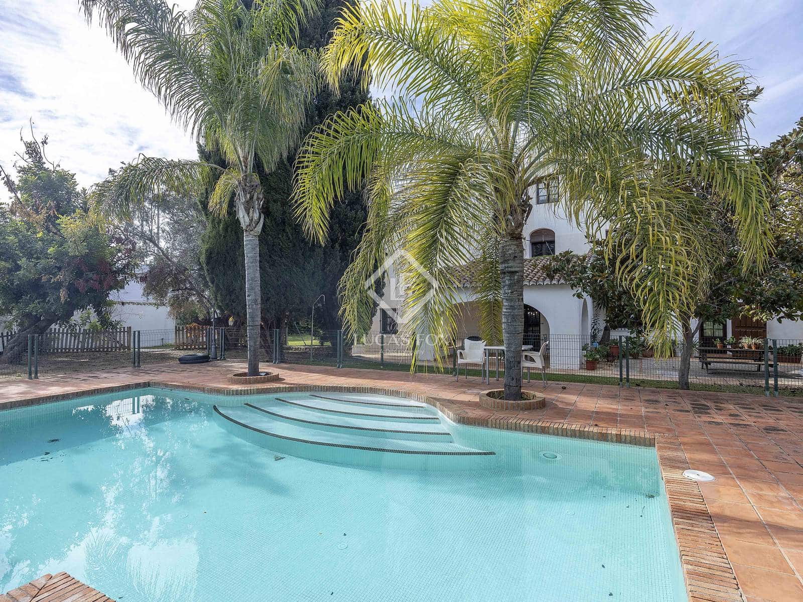8 slaapkamer Villa te koop in San Antonio de Benageber met zwembad garage - € 1.480.000 (Ref: 9386297)