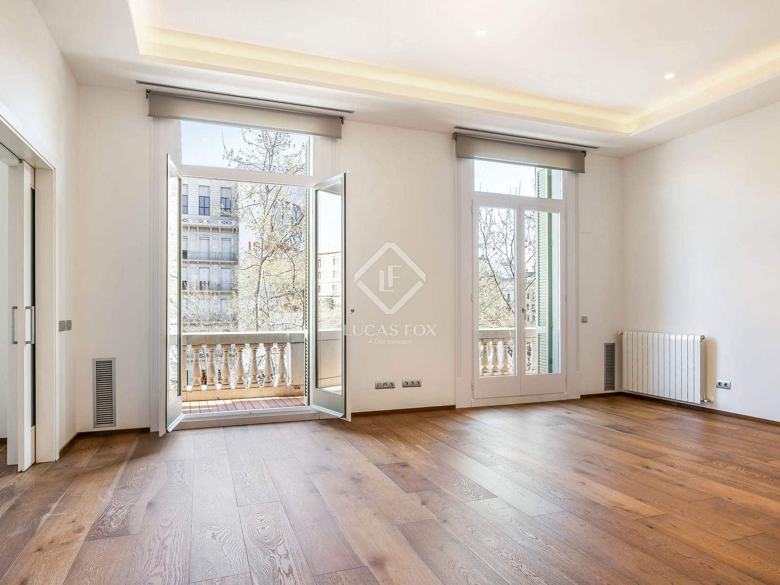 4 sovrum Lägenhet att hyra i Barcelona stad - 8 000 € (Ref: 9386298)