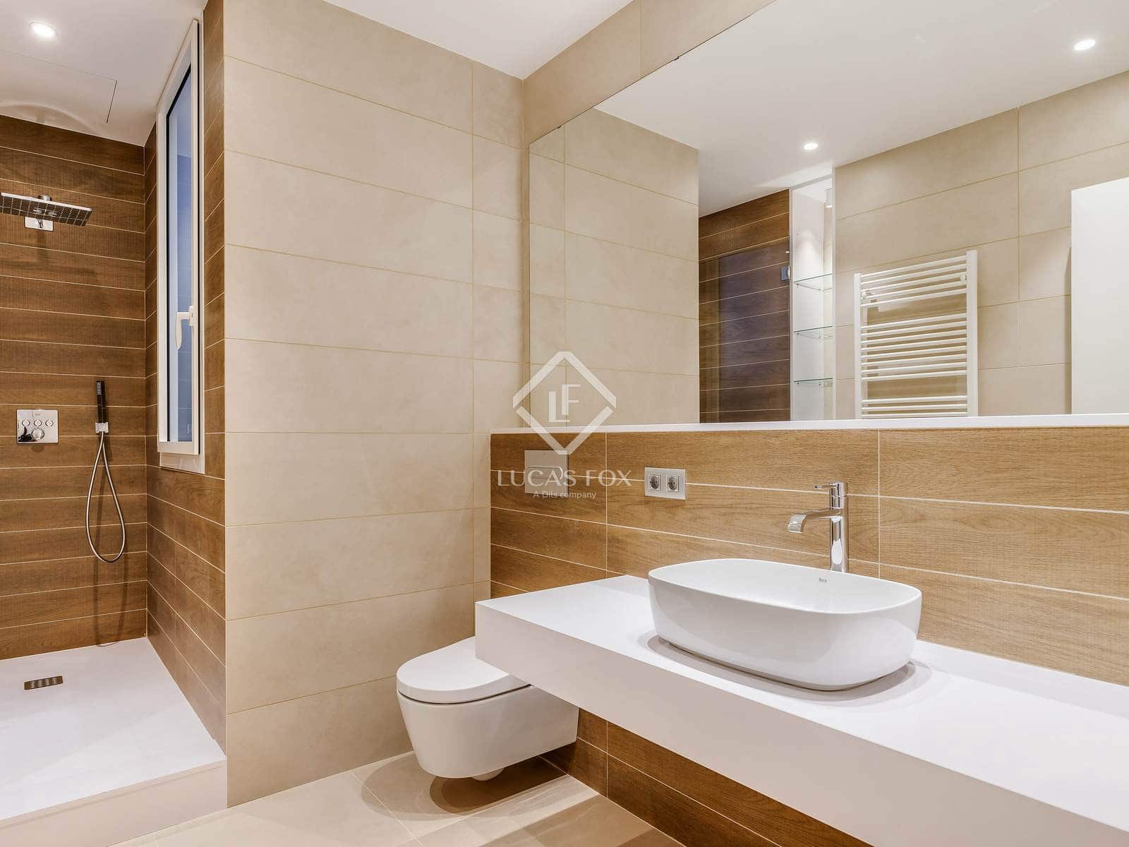 4 sovrum Lägenhet att hyra i Barcelona stad - 8 000 € (Ref: 9386298)