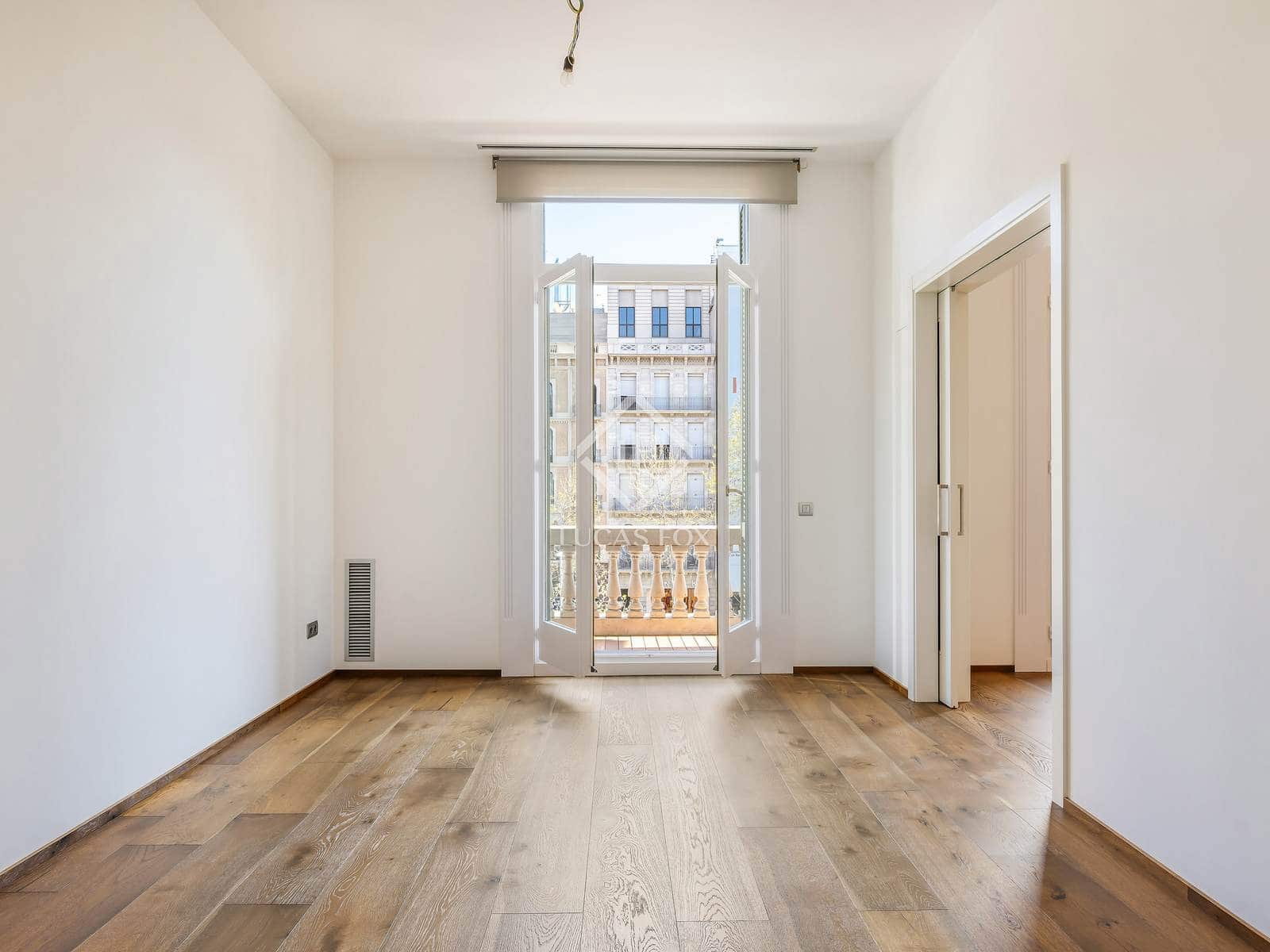 4 sovrum Lägenhet att hyra i Barcelona stad - 8 000 € (Ref: 9386298)