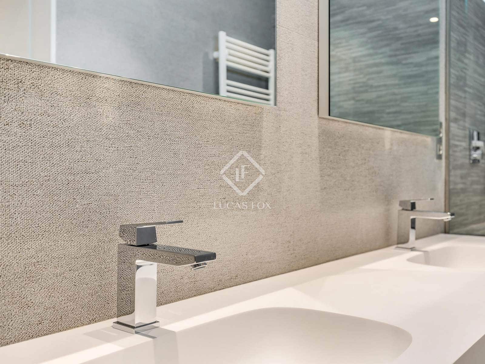 4 sovrum Lägenhet att hyra i Barcelona stad - 8 000 € (Ref: 9386298)