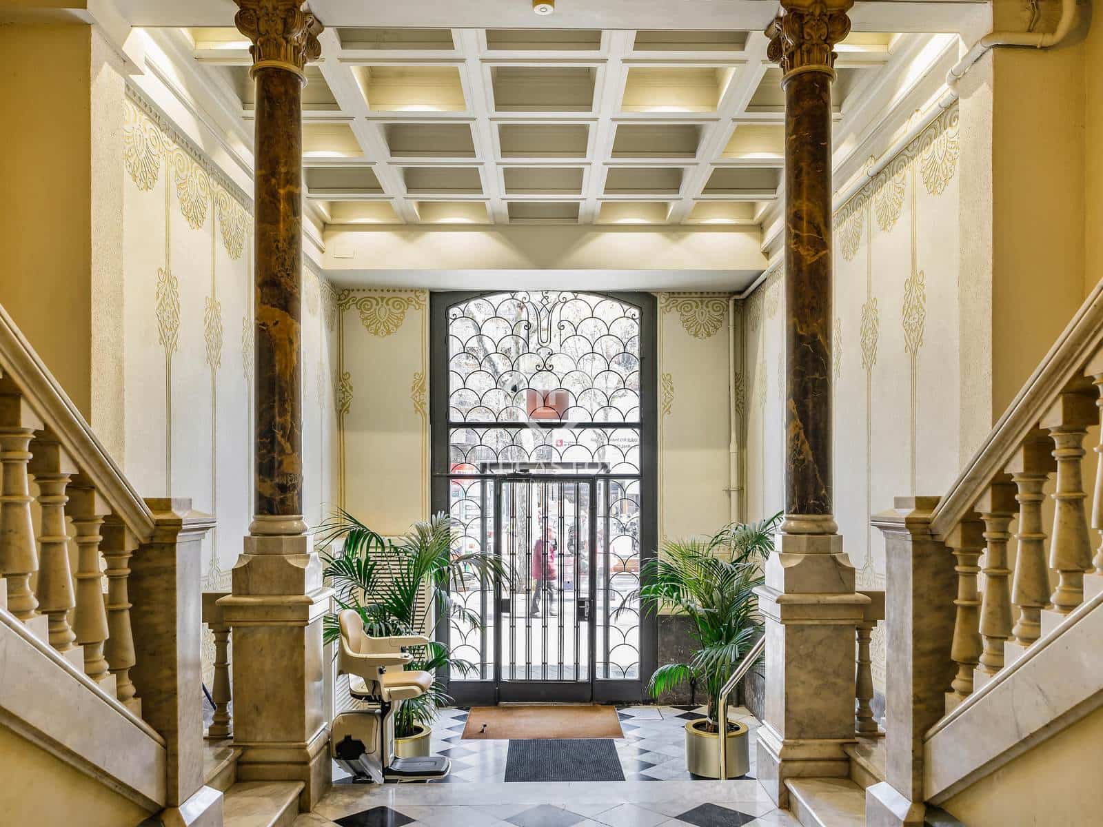 4 sovrum Lägenhet att hyra i Barcelona stad - 8 000 € (Ref: 9386298)