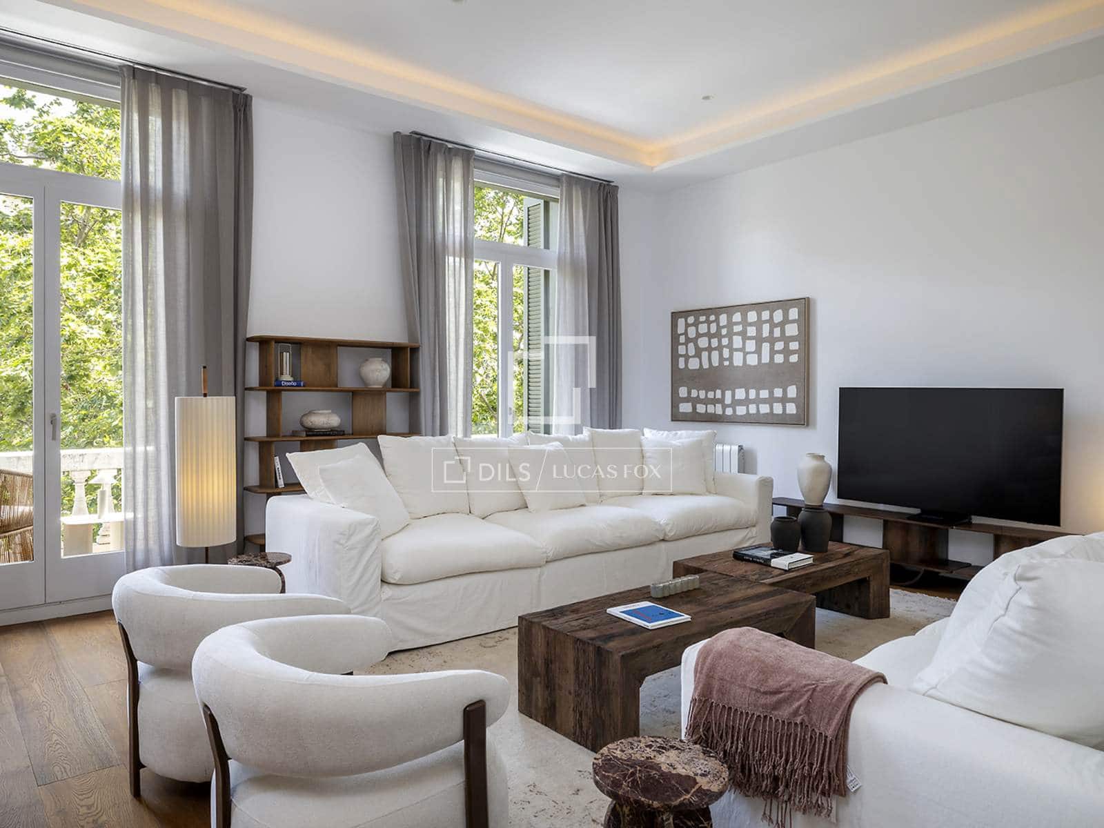 4 slaapkamer Appartement te huur in Barcelona stad - € 8.500 (Ref: 9386298)