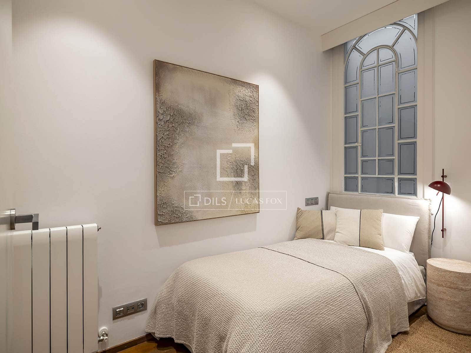 4 slaapkamer Appartement te huur in Barcelona stad - € 8.500 (Ref: 9386298)
