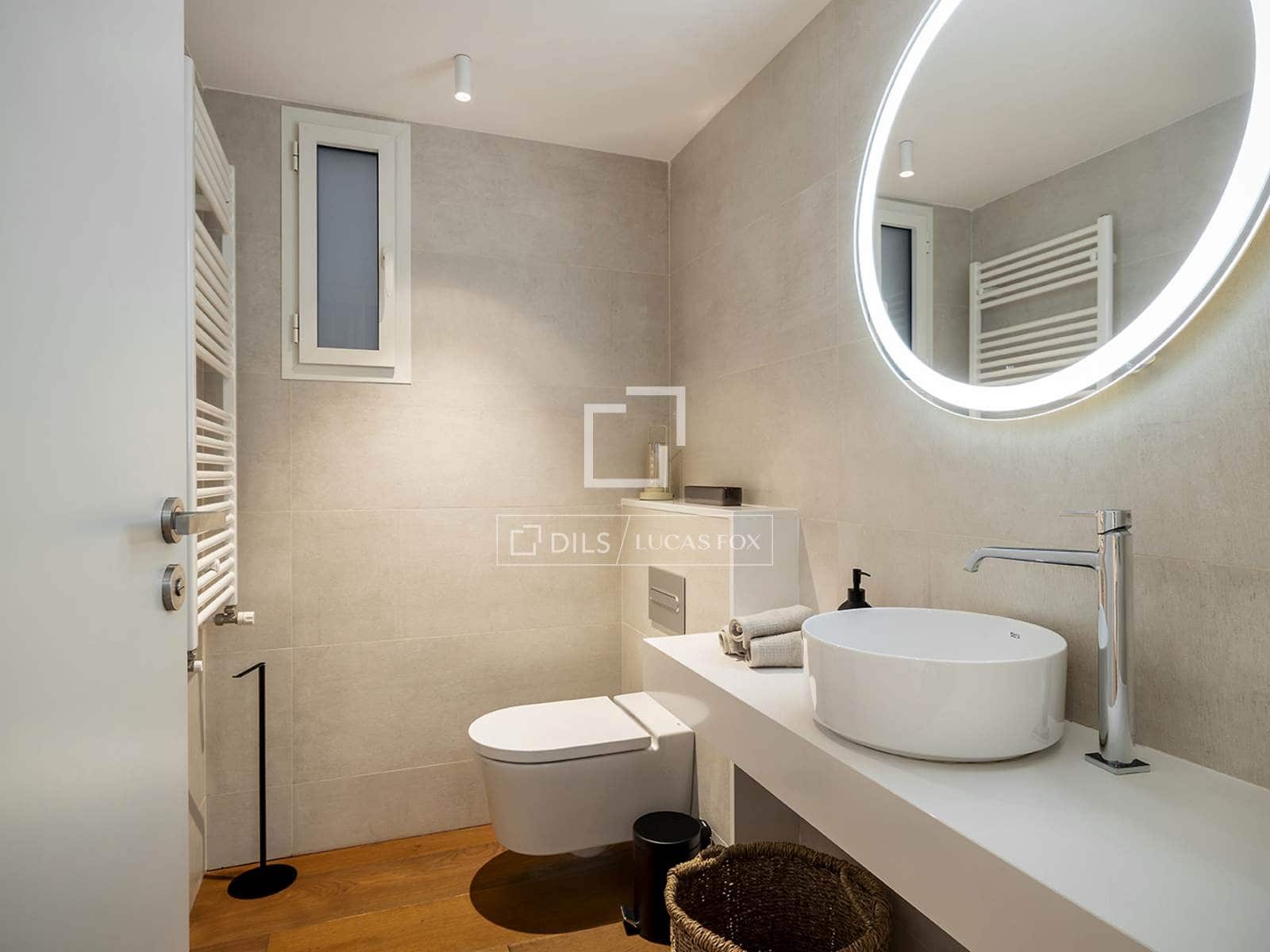4 slaapkamer Appartement te huur in Barcelona stad - € 8.500 (Ref: 9386298)