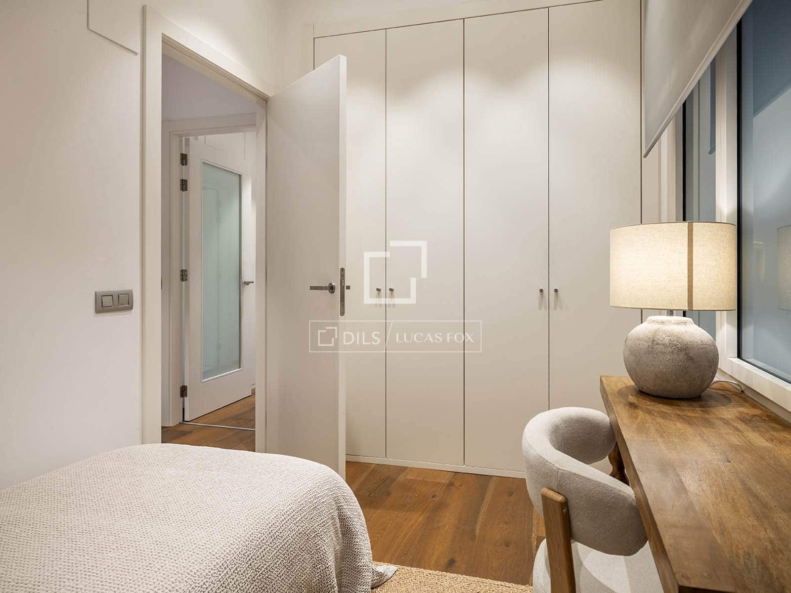4 slaapkamer Appartement te huur in Barcelona stad - € 8.500 (Ref: 9386298)