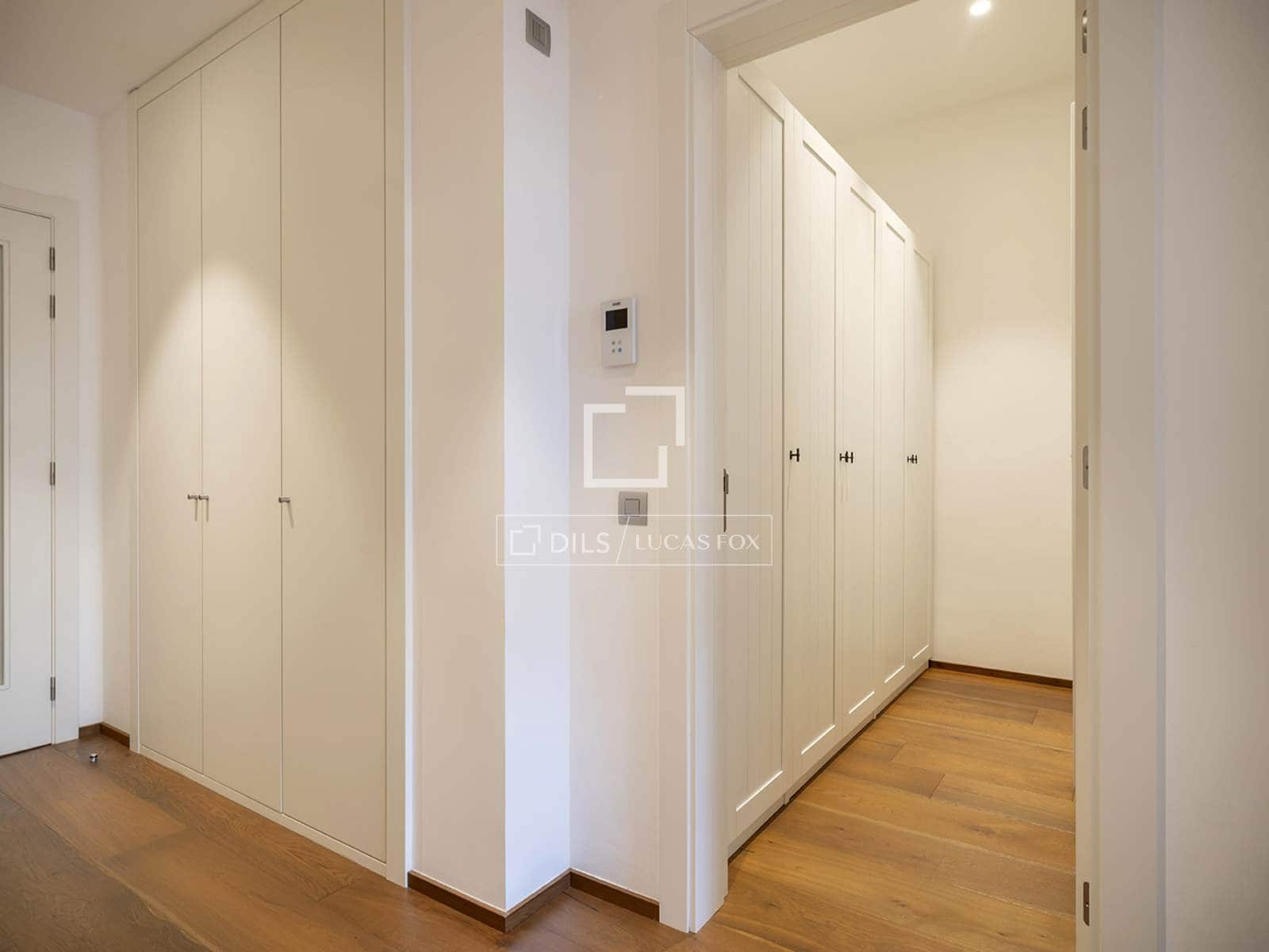 4 slaapkamer Appartement te huur in Barcelona stad - € 8.500 (Ref: 9386298)