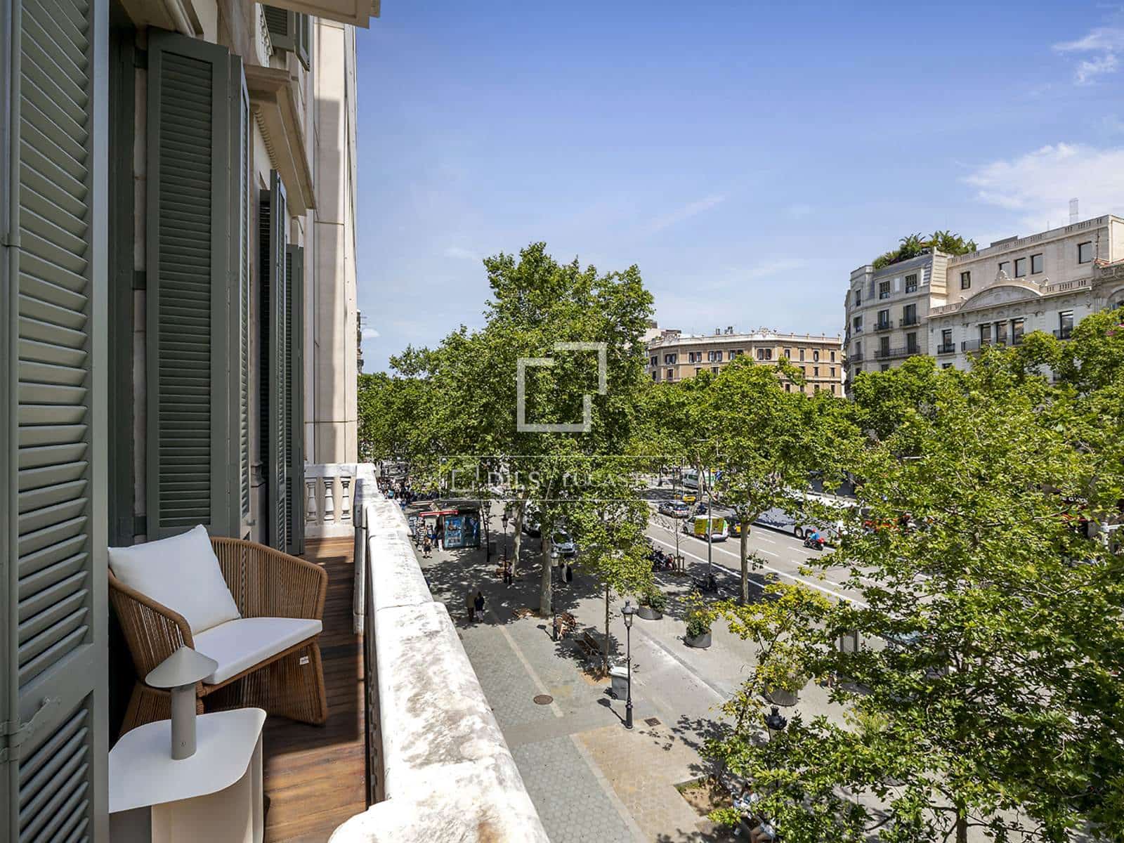 4 slaapkamer Appartement te huur in Barcelona stad - € 8.500 (Ref: 9386298)