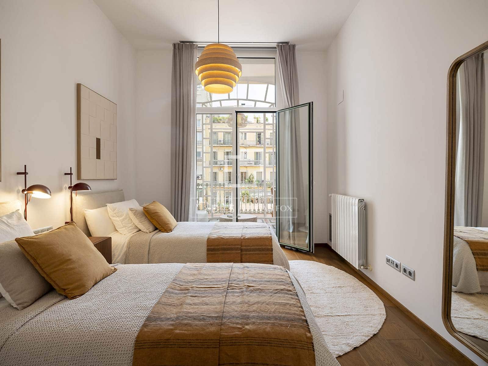 4 slaapkamer Appartement te huur in Barcelona stad - € 8.500 (Ref: 9386298)