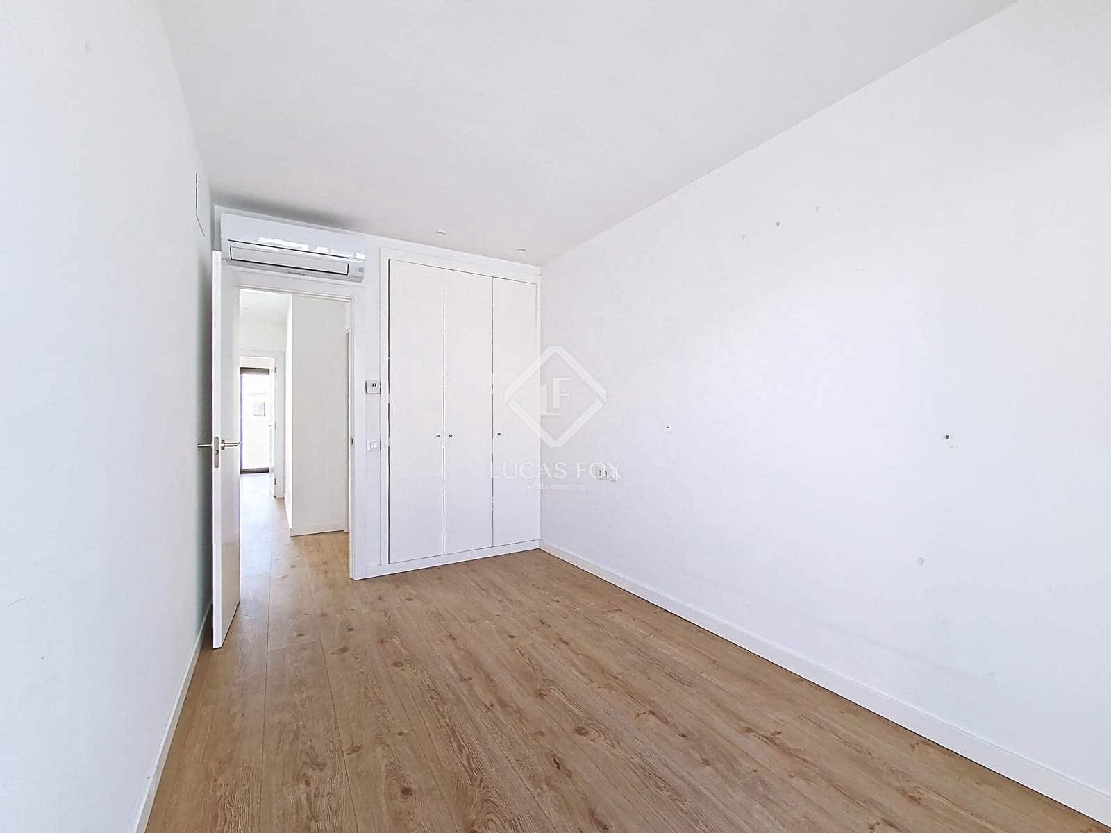 4 bedroom Villa for rent in Vilanova i la Geltru with garage - € 2,500 (Ref: 9386539)