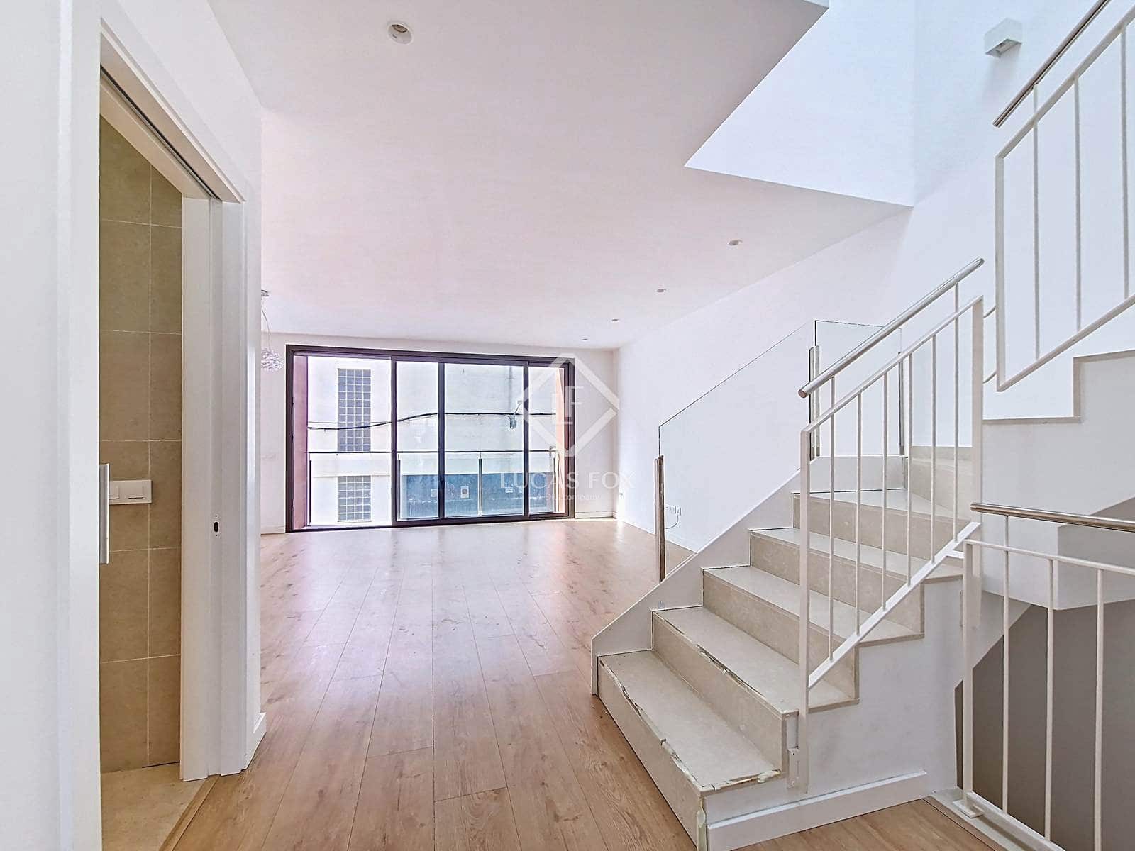 4 bedroom Villa for rent in Vilanova i la Geltru with garage - € 2,500 (Ref: 9386539)